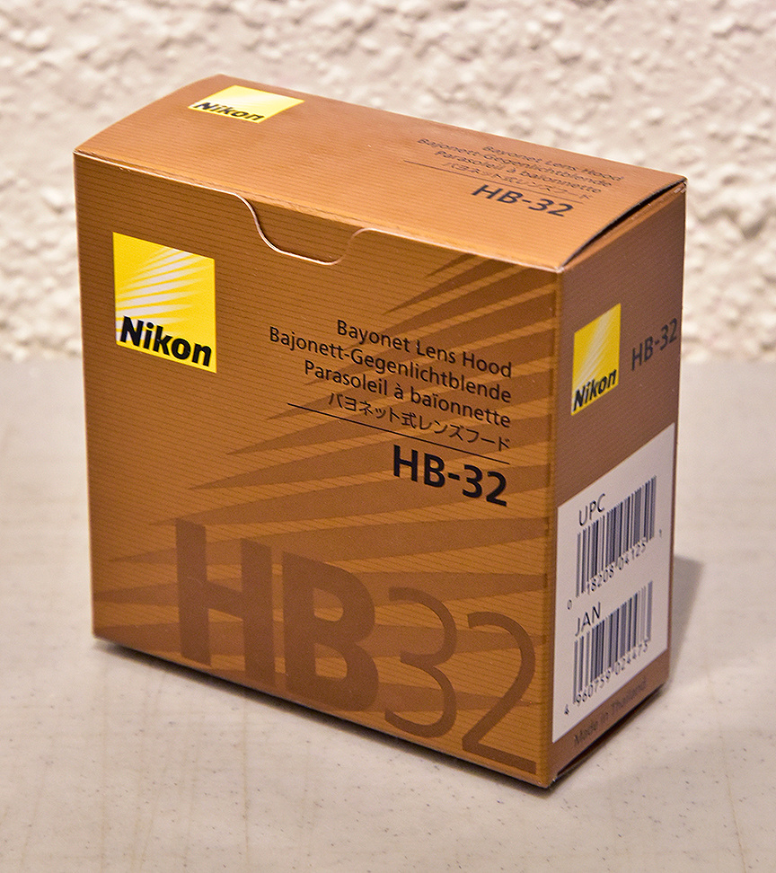 Genuine Nikon HB-32 Lens Hood (New in Original Box)