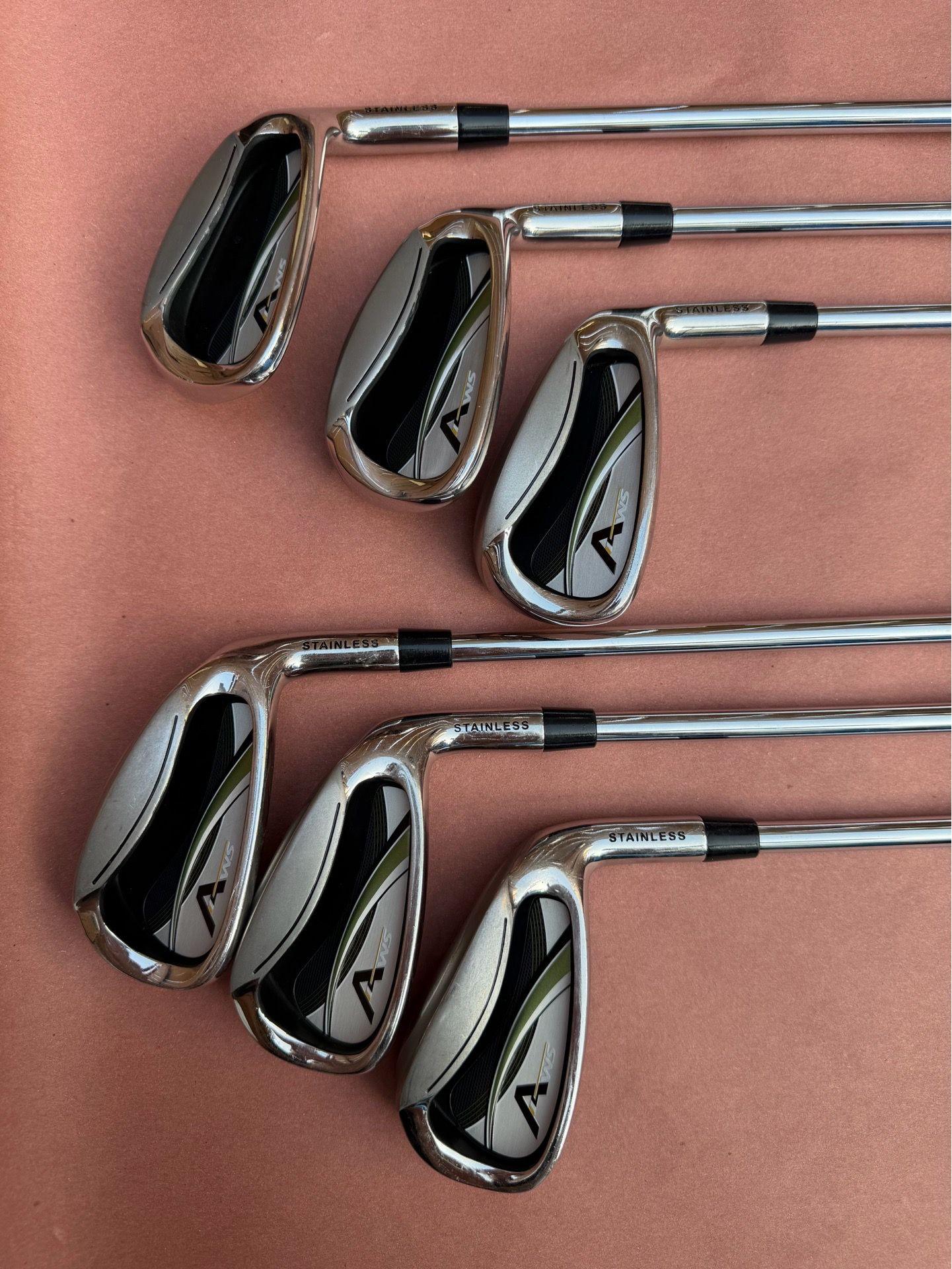 Walter Hagen AWS Set 4-9 Irons + 3 Hybrid w/Aldila NV 85-R Shaft - photo 4