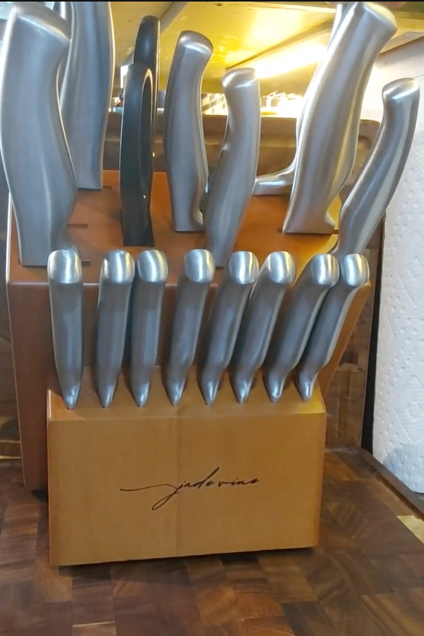 18pc Kitchen Knife Set with Block - photo 3