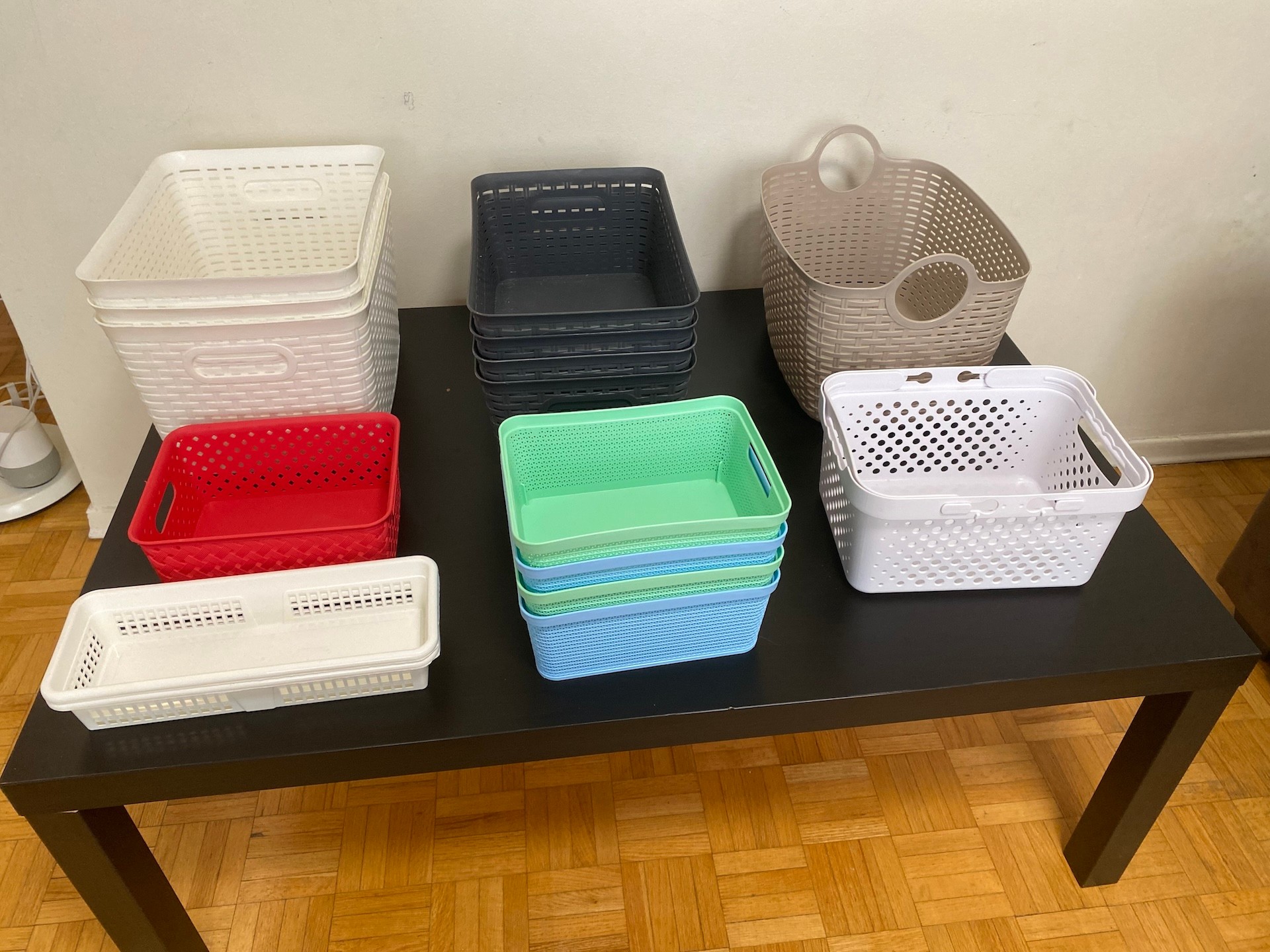 Storage Basket Bundle(large white sold) – Excellent Condition