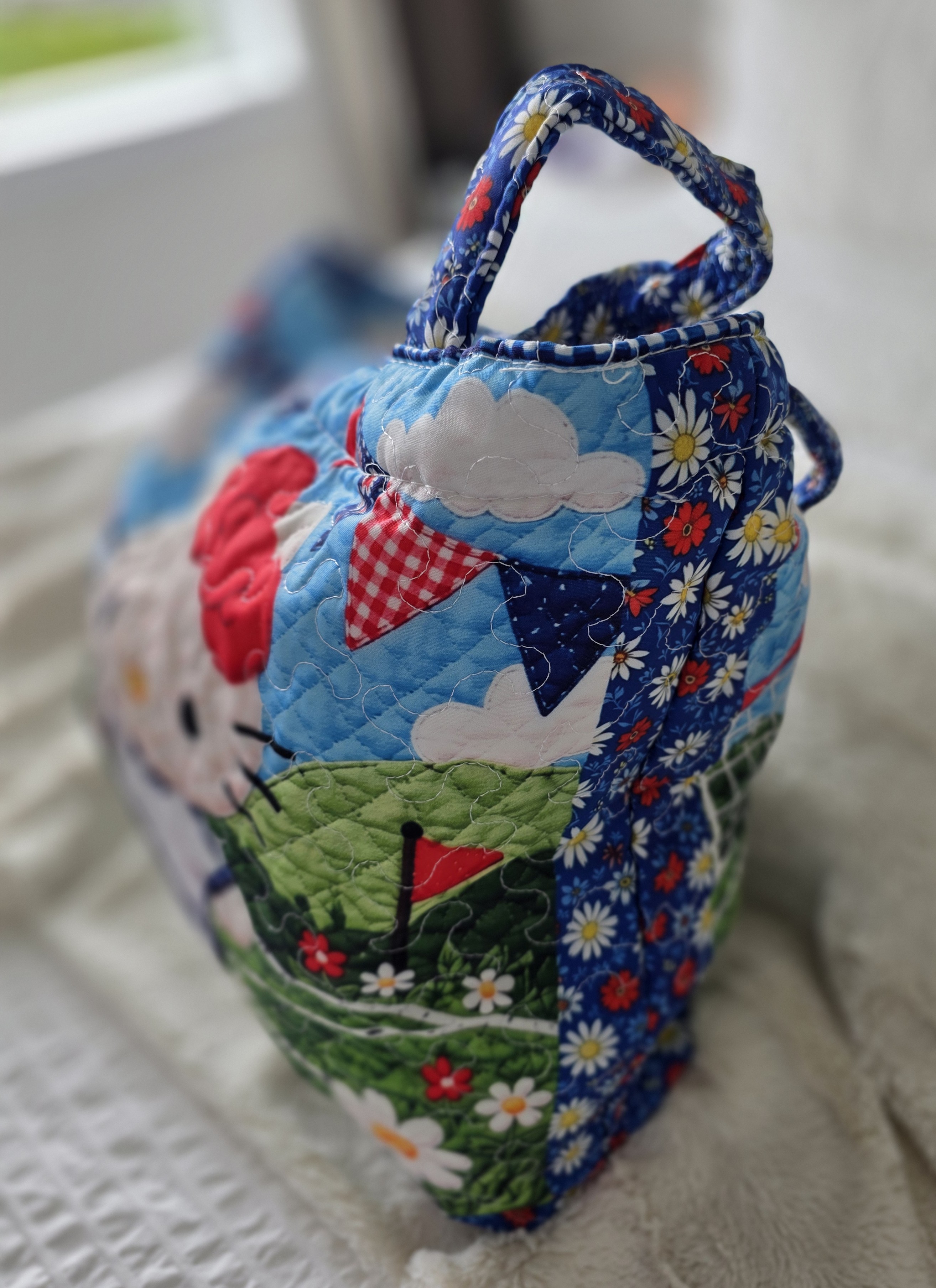 Hello Kitty-"Soccer"-Quilted 2D Medium Sports Themed Tote Bag - photo 4