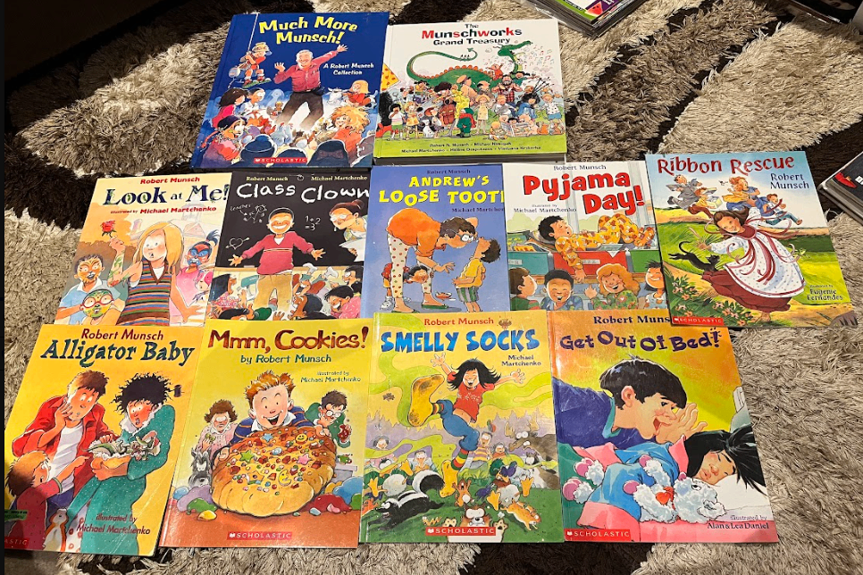 Robert Munsch 11-Books Collection