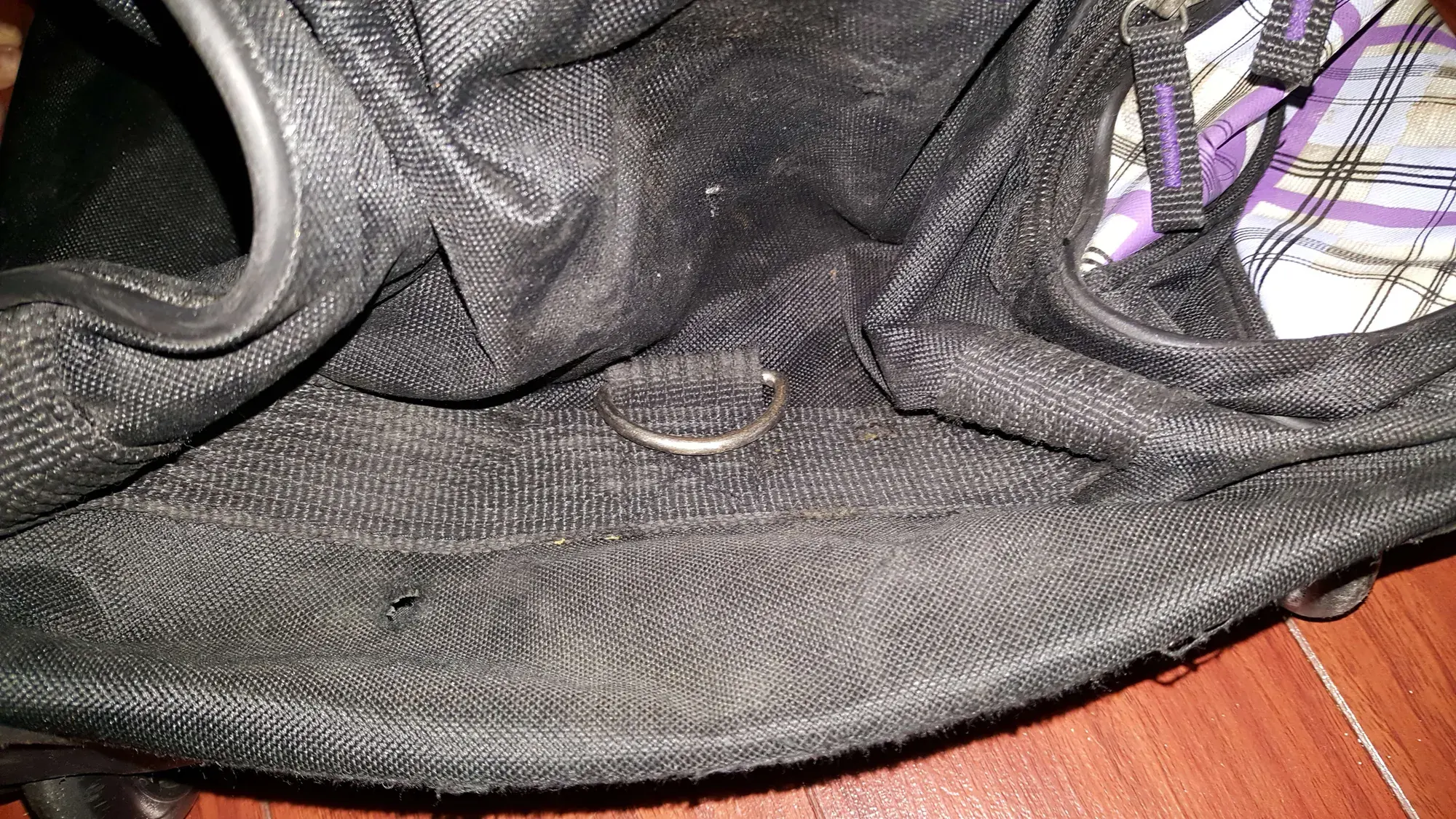 Large wheeled duffel bag -- sturdy AF - photo 3