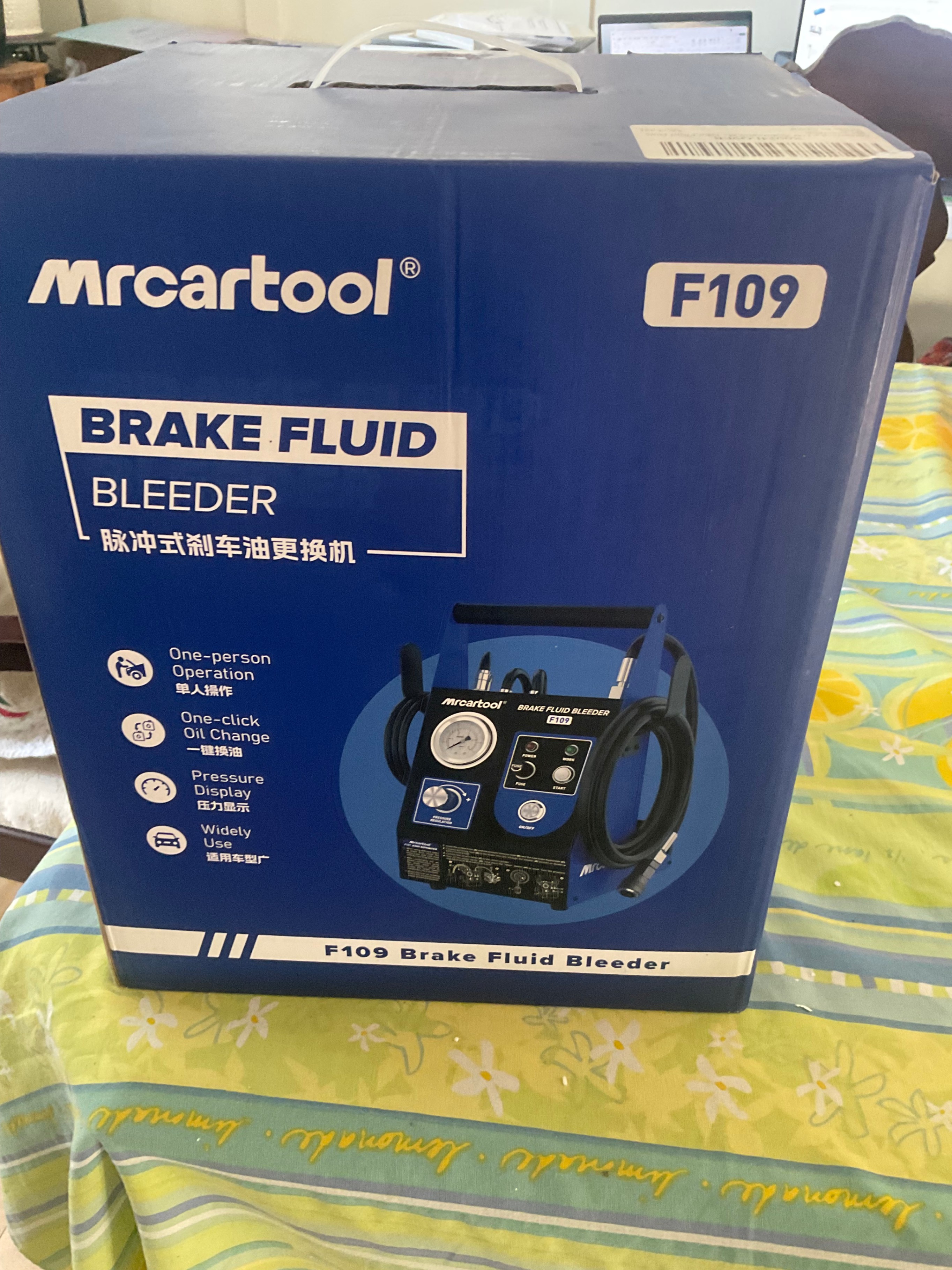 F109 Automatic Brake Bleeder