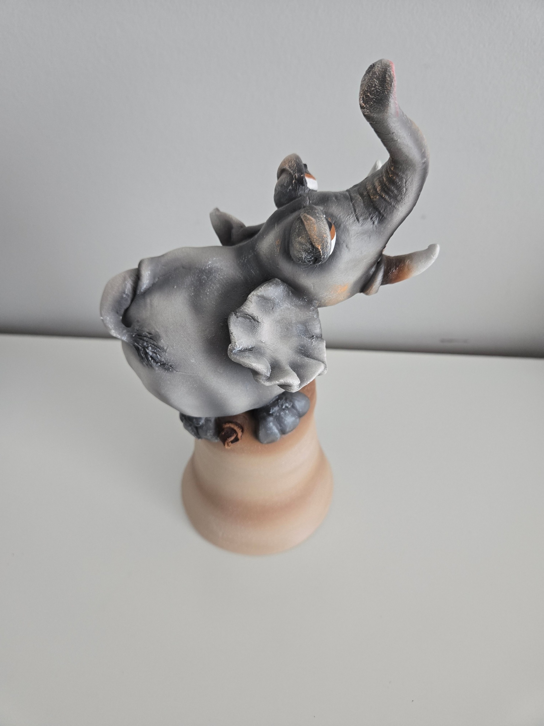 Todd J. Warner Pottery Elephant Dinner Bell - photo 2