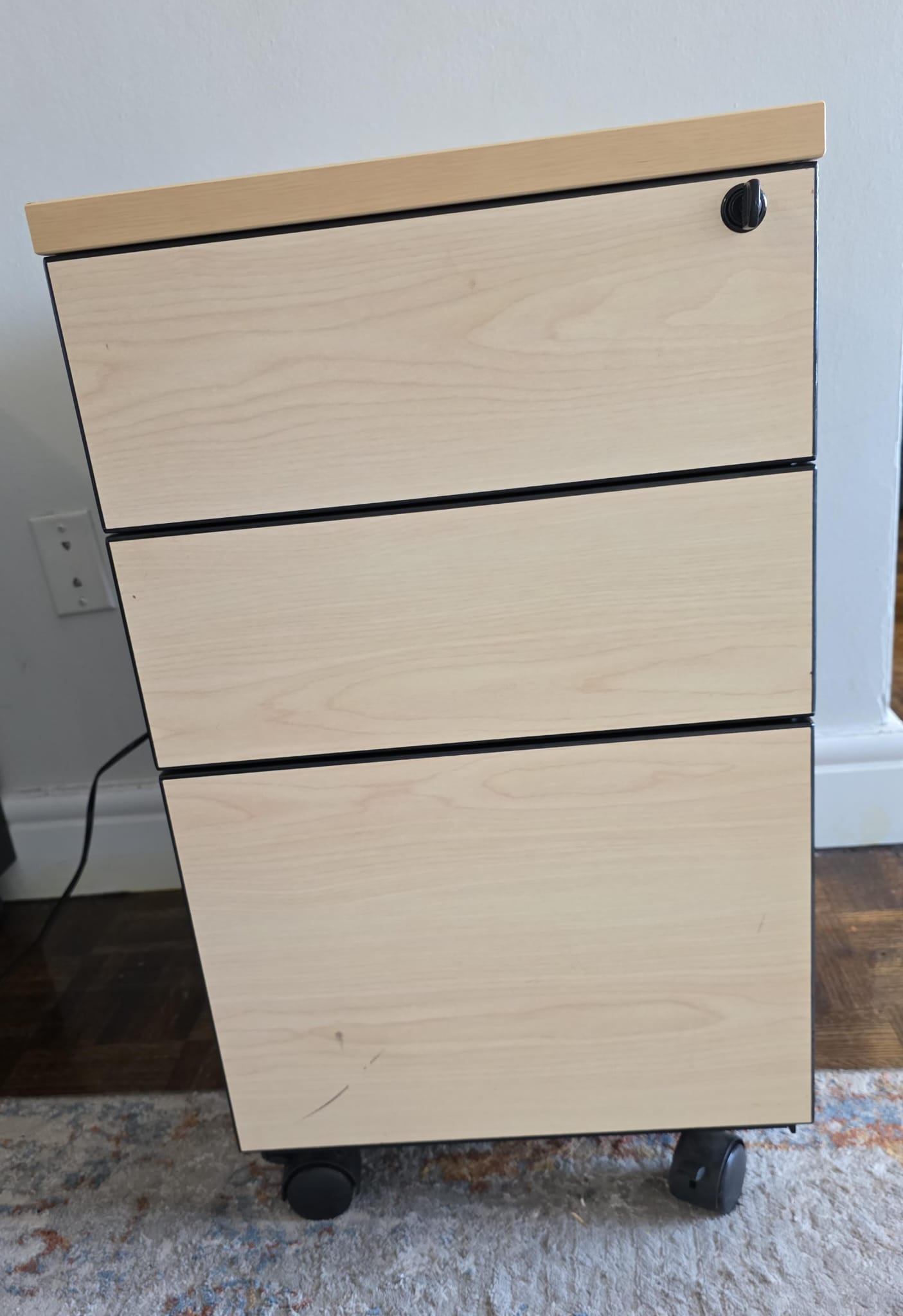 File Cabinet with Wheels and Lock - photo 5