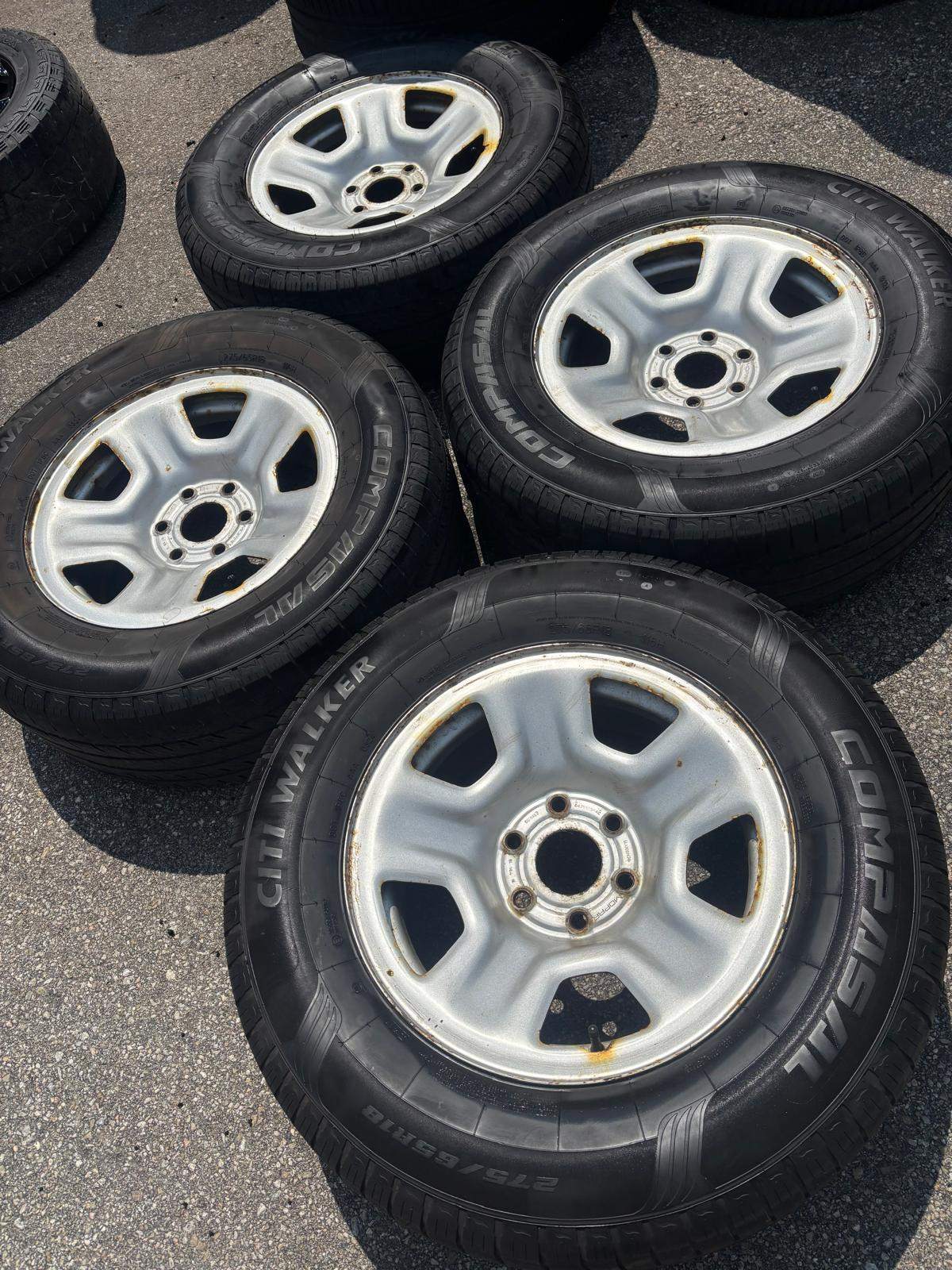 OEM 18”RAM 1500/ Jeep Wagoneer rims(6x139)+275/65/R18 tires - photo 3