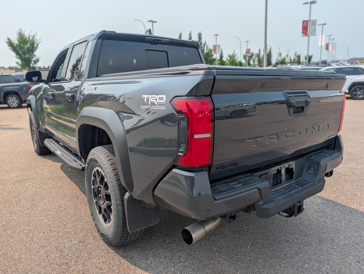 2025 Toyota Tacoma - photo 3