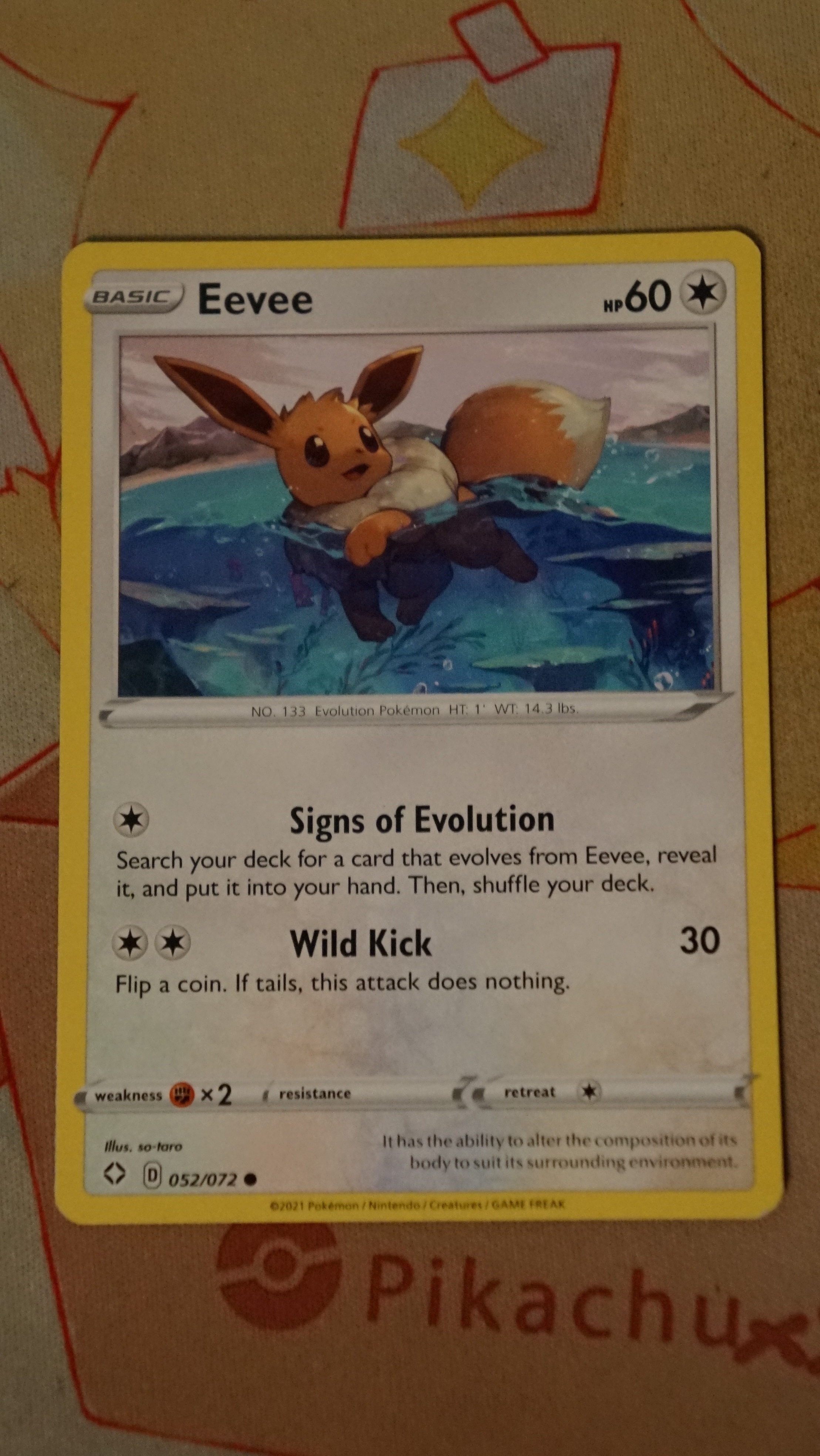 Pokemon Eevee 052/072 Shining Fates Non-Holo LP - photo 3