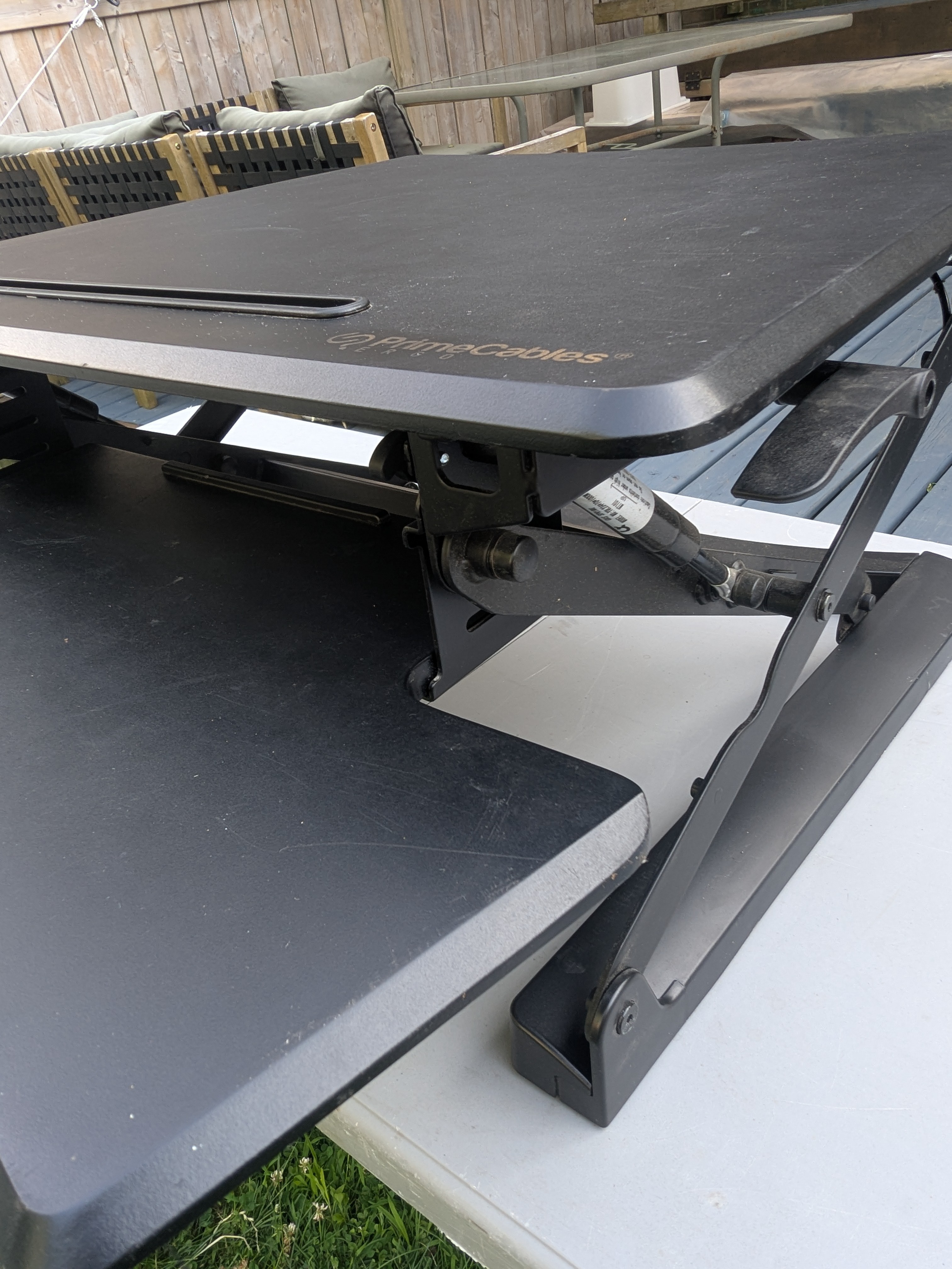 Height Adjustable Sit/Stand Desk Riser - photo 4