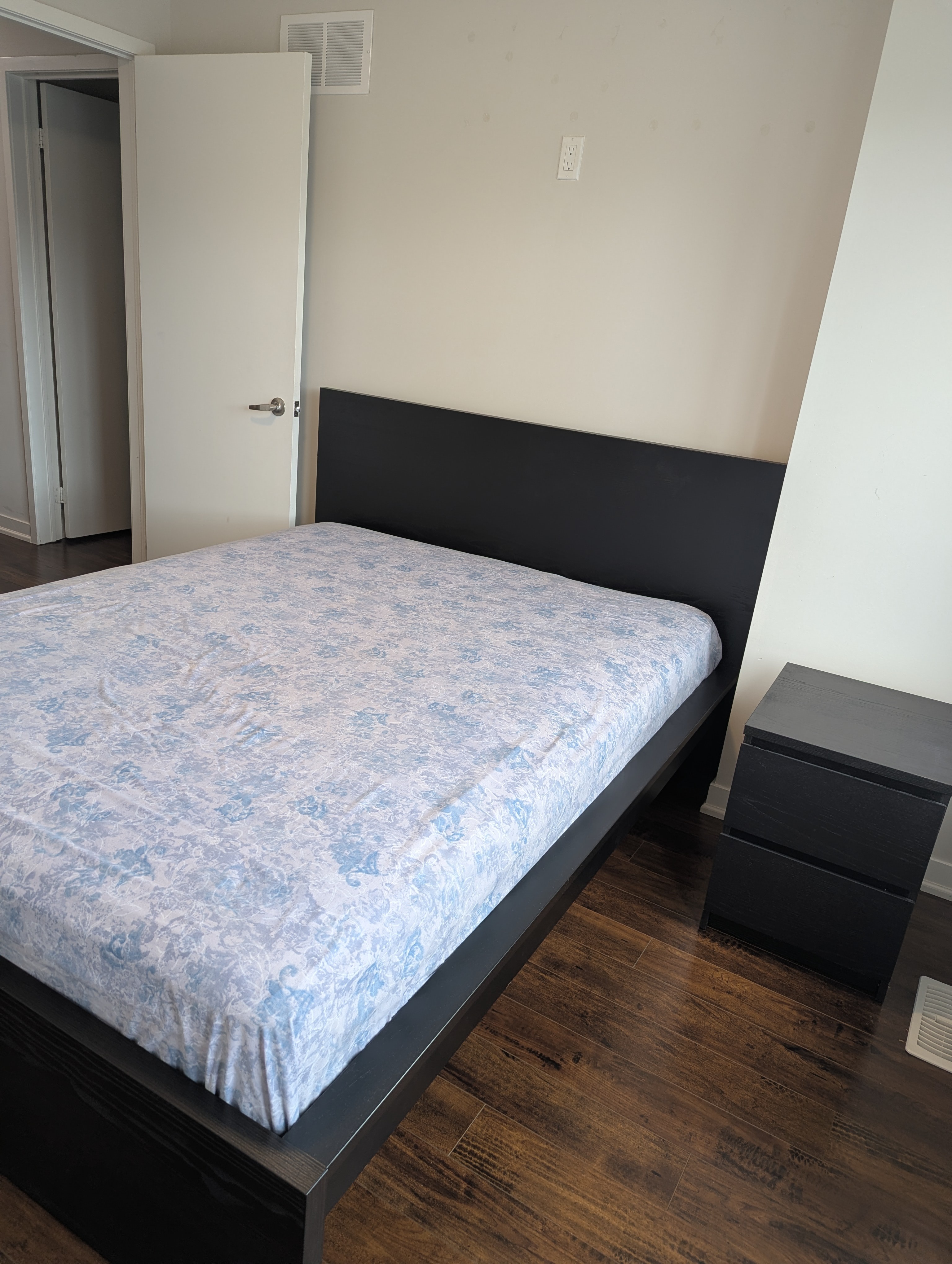 IKEA MALM Queen Bed Frame & Matching Chest Set - photo 2