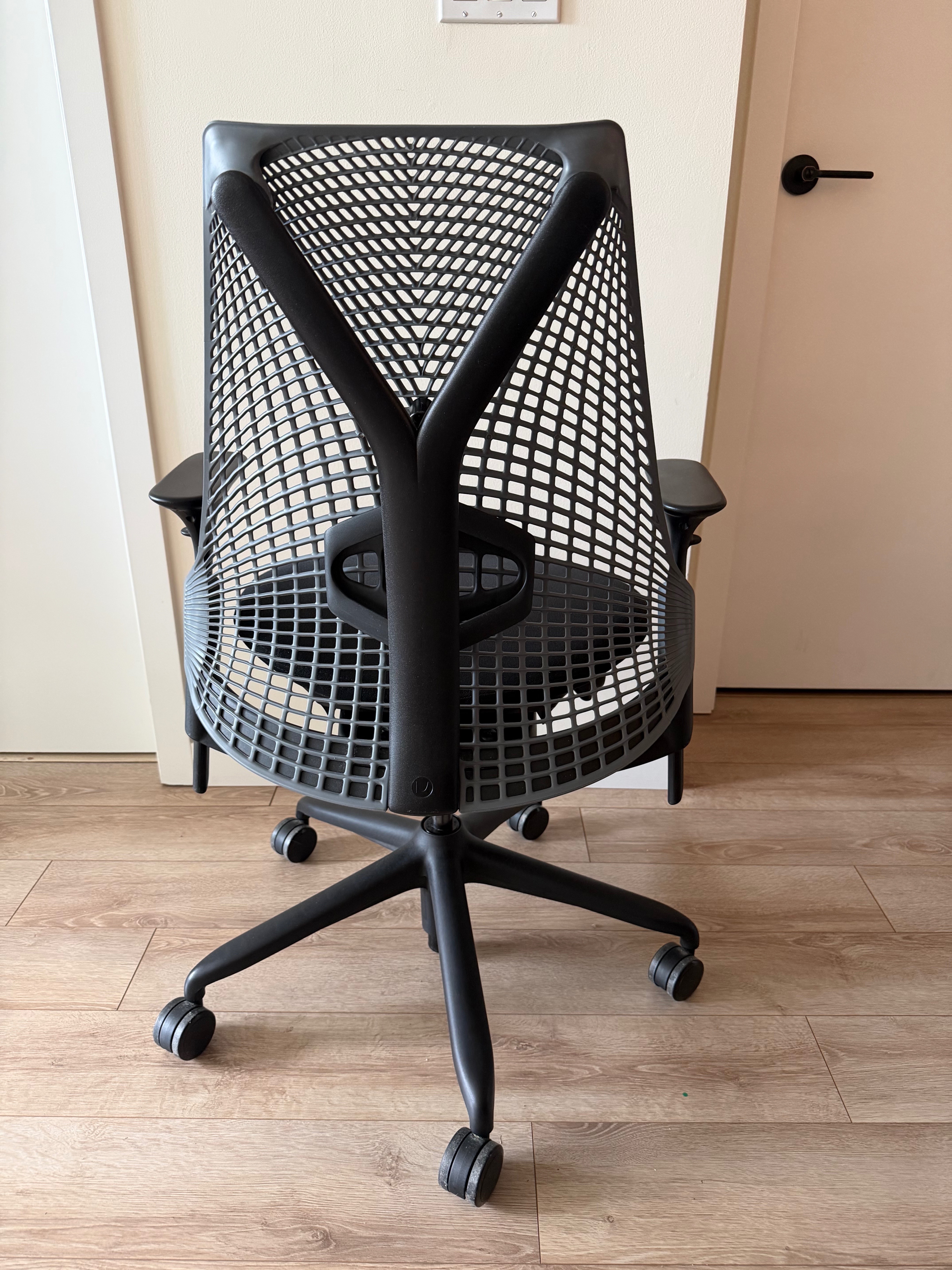 Herman Miller Sayl - photo 3