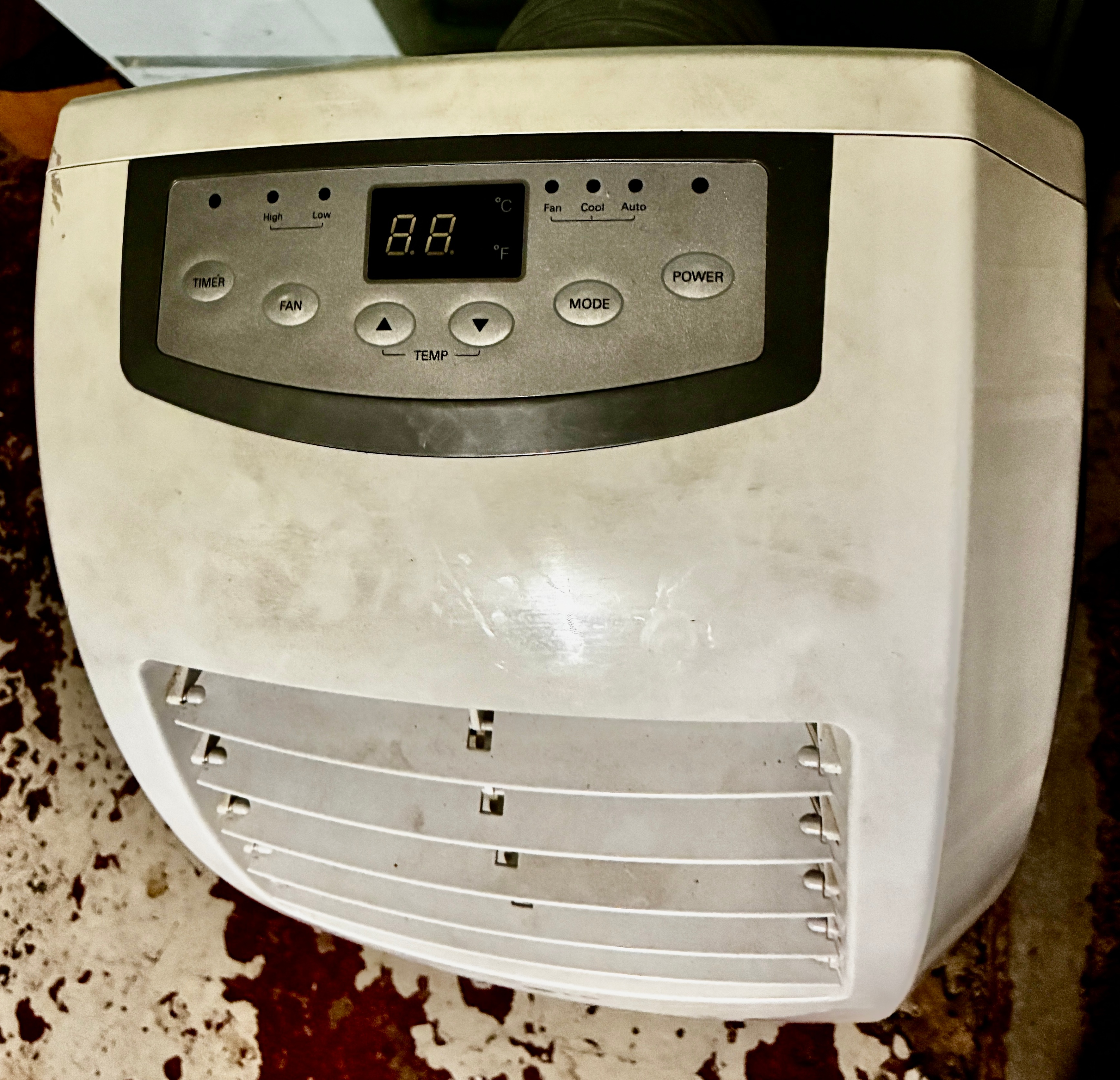 LG Portable Air Conditioner CHEAP!! - photo 3