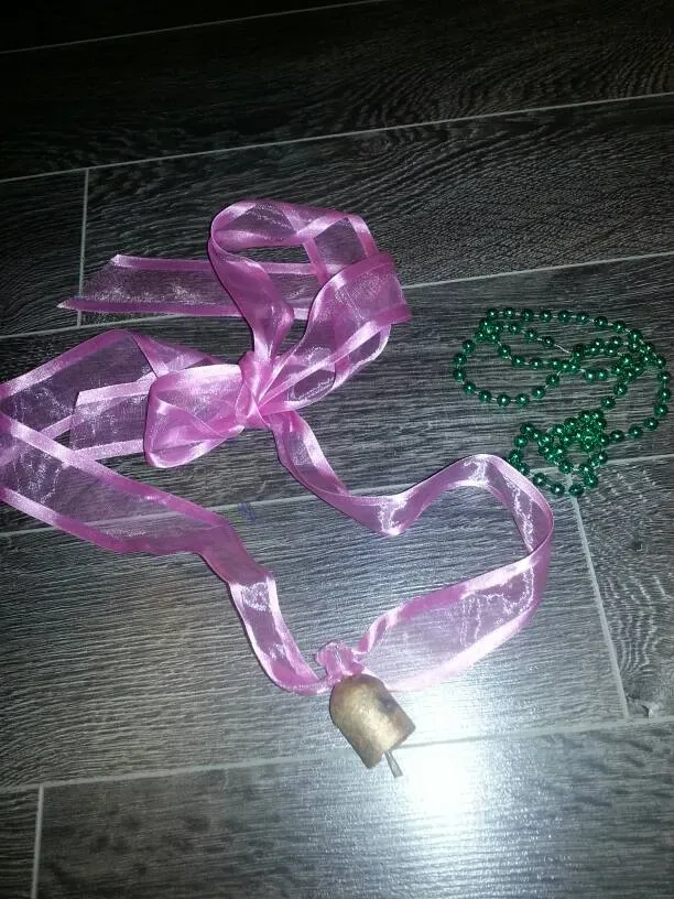 Random Free Necklace-Like Stuff