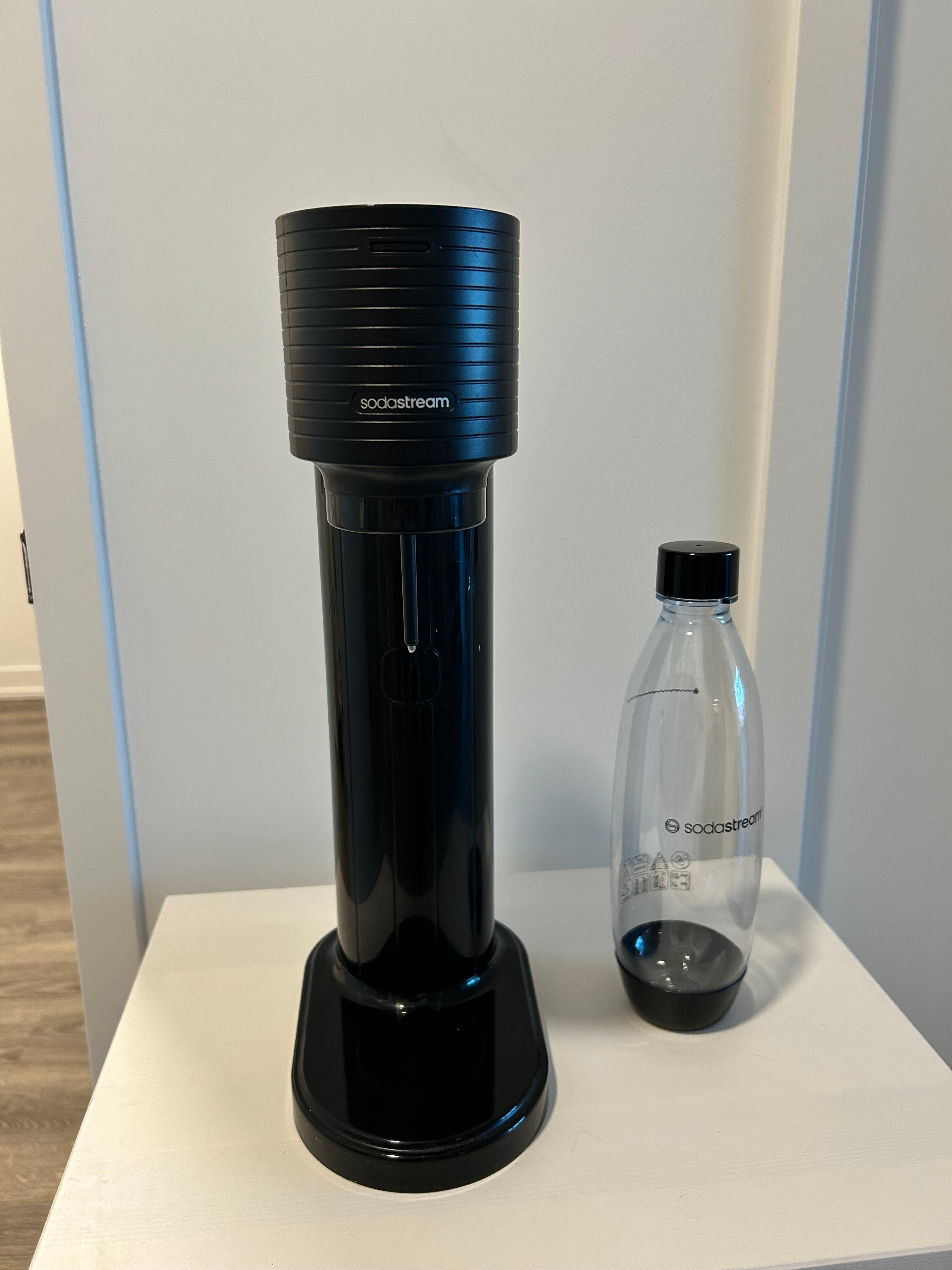 LIKE NEW SodaStream - photo 2