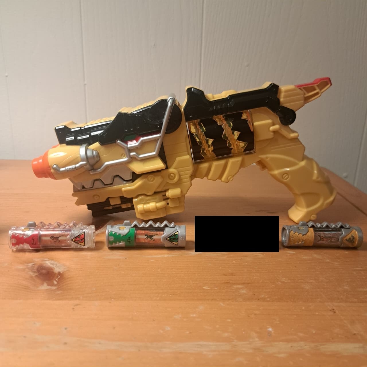 Power Rangers Dino Charge Yellow Morpher With Chargers
