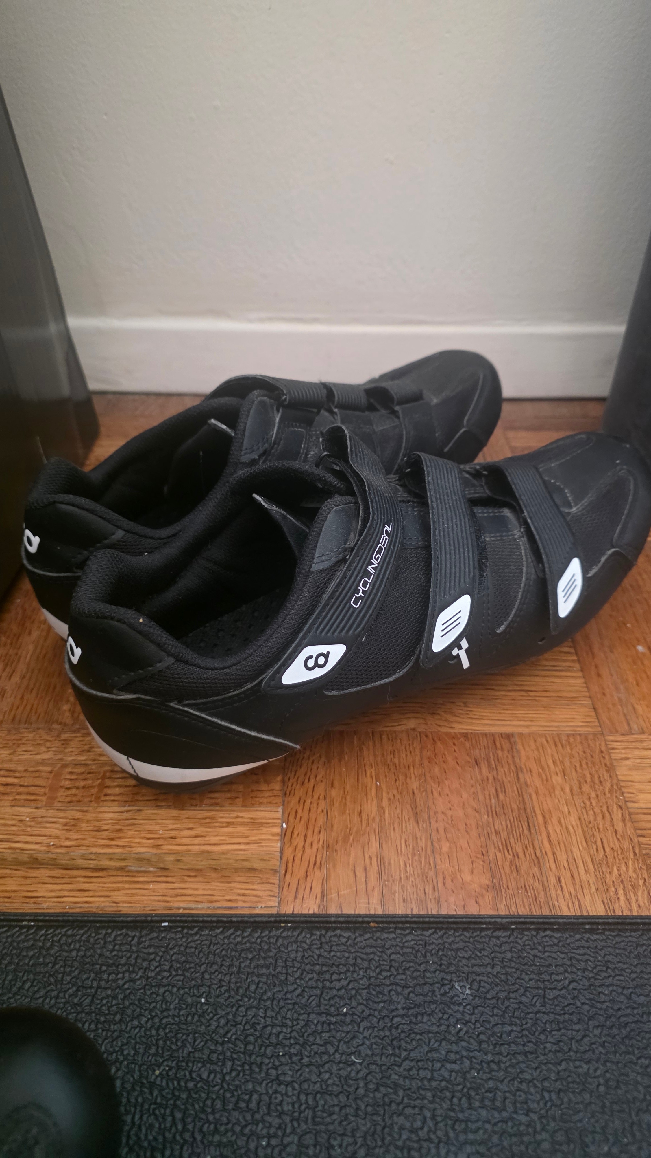 Peloton Bike+, 2 Pairs of Shoes + Mats + Dumbbells - photo 4