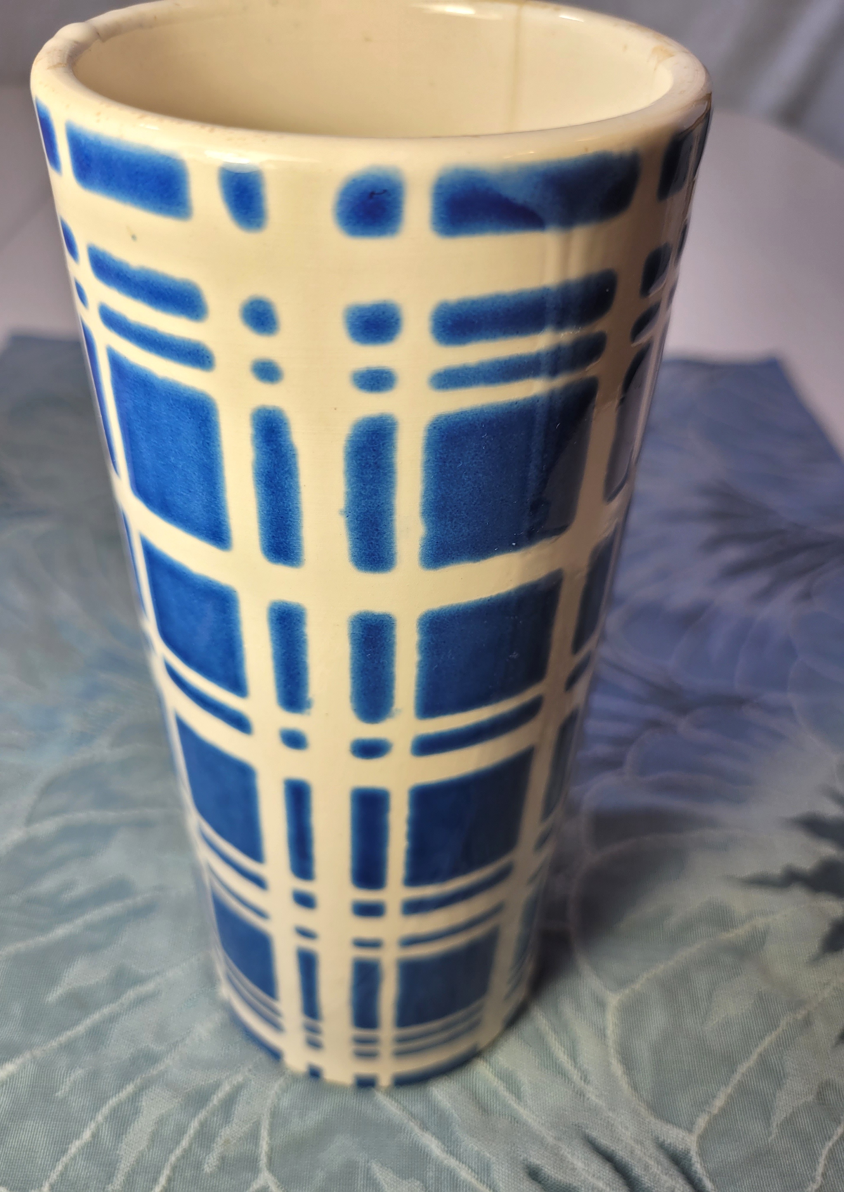 Circa 1950s Plaid Ceramic Cylinder Vase Italy HM Cory Blue Cream - photo 3