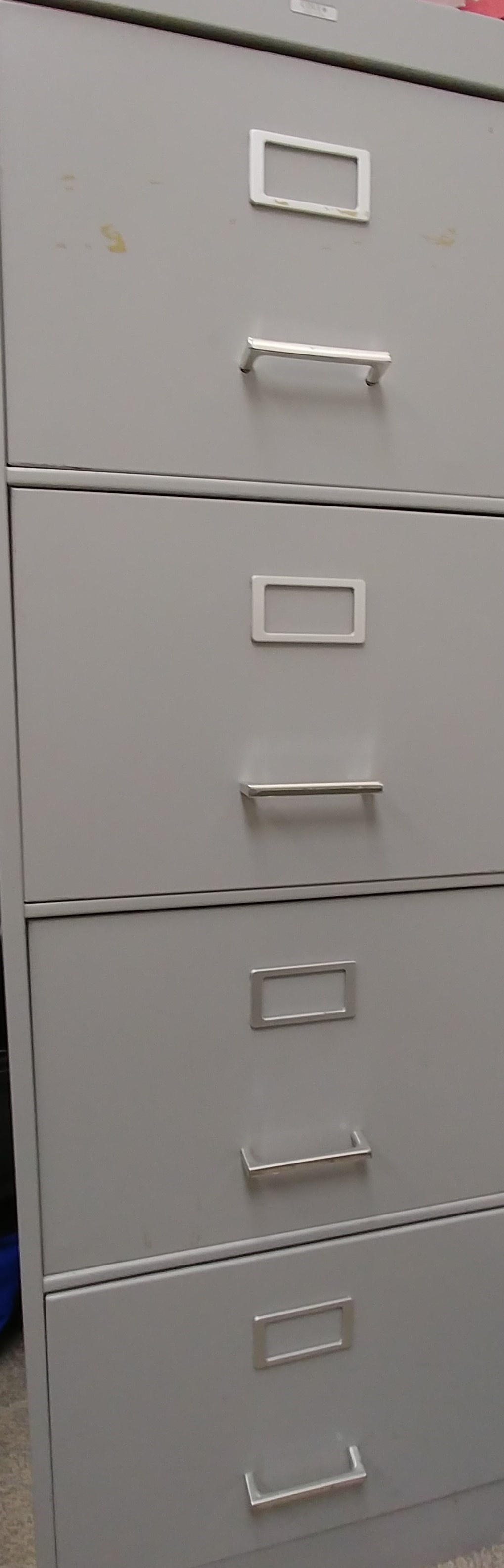 Filing Cabinet 4-Drawer Legal size