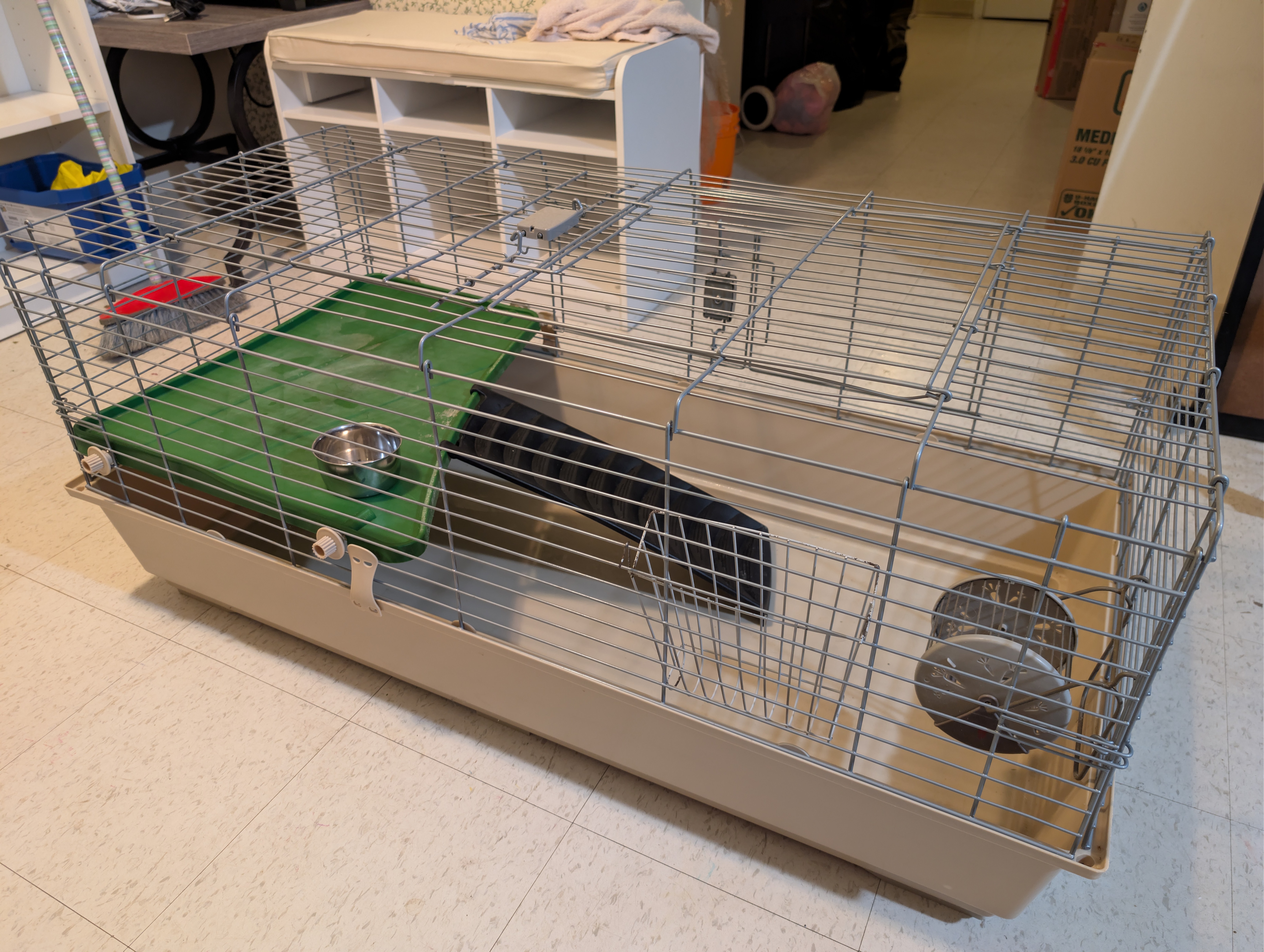 Large Pet Habitat (Guinea Pig, Dwarf Rabbit) with Accessories - photo 4