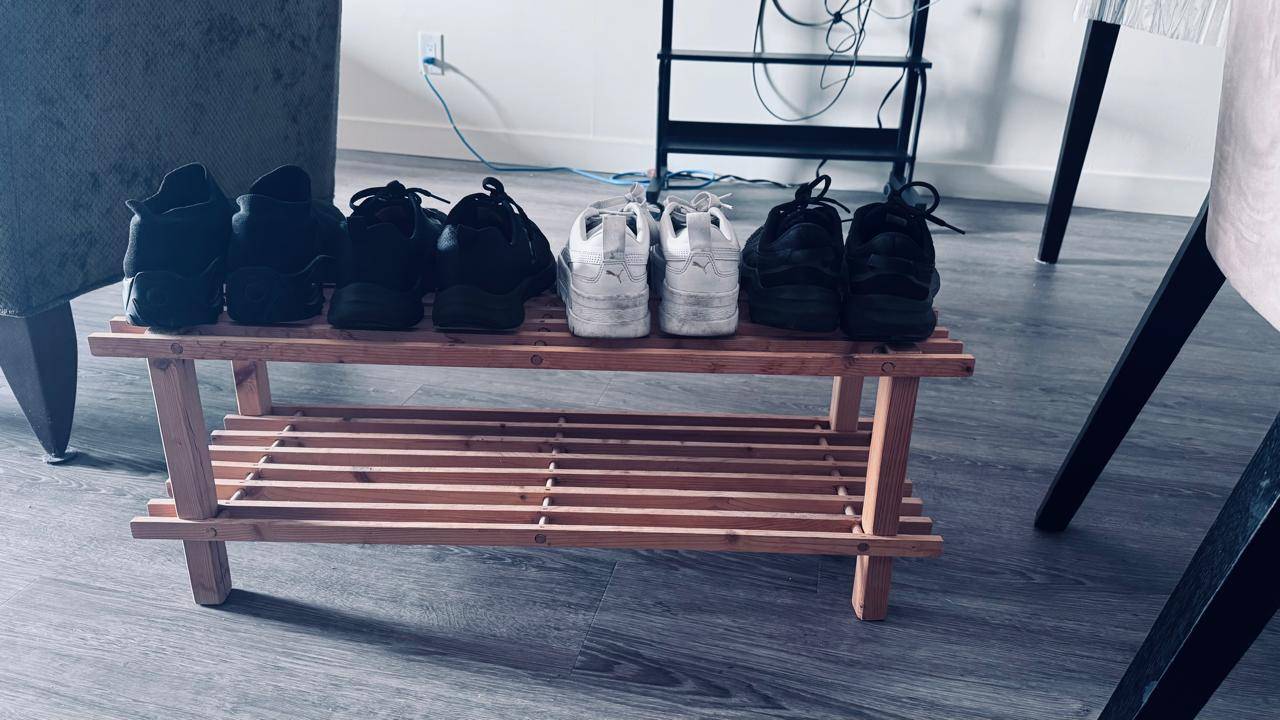 1 Wooden Shoe Rack+ 1 metal shoe rack - photo 4