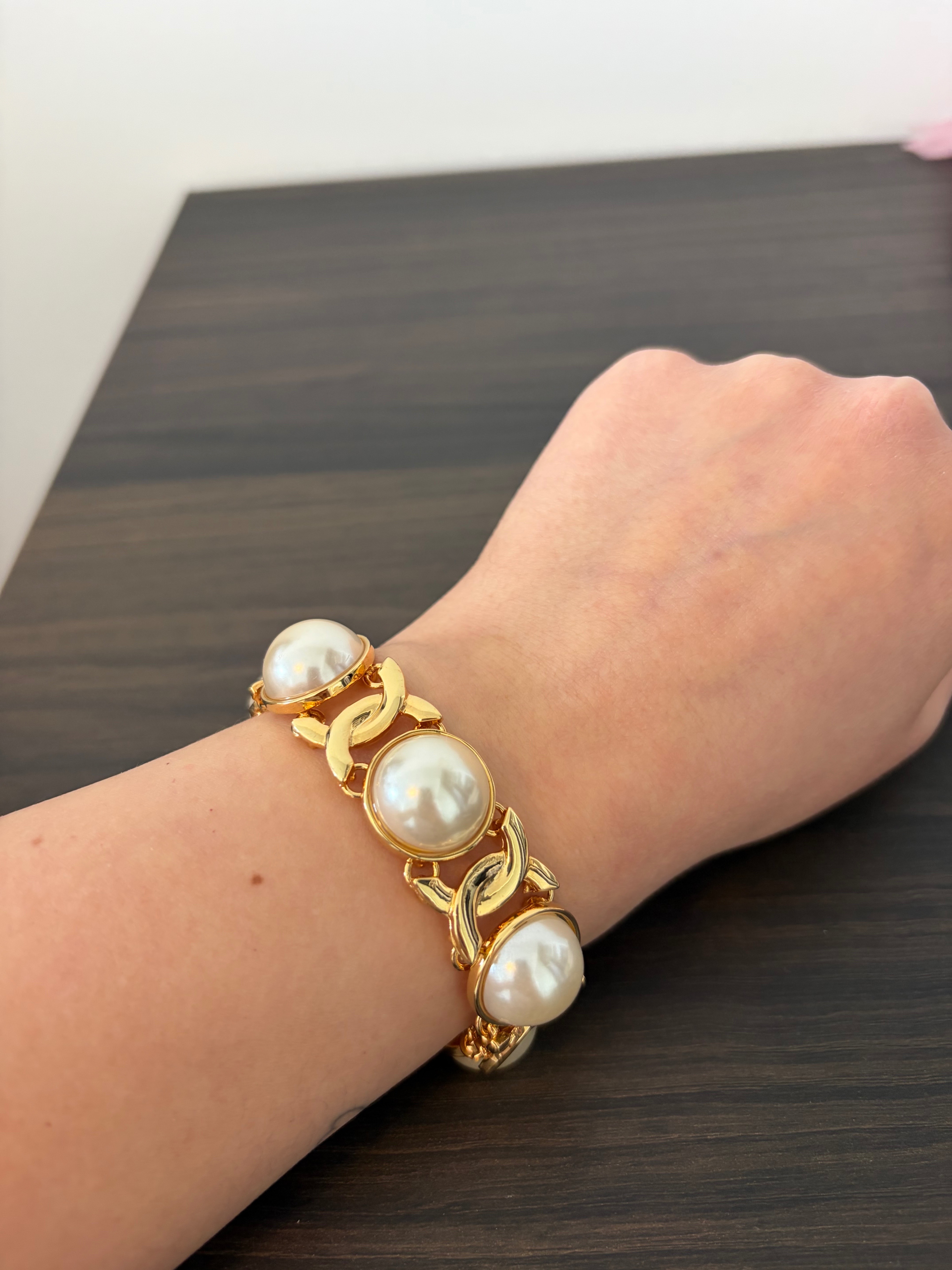 Gold Tone Pearl Link Bracelet 7.5"