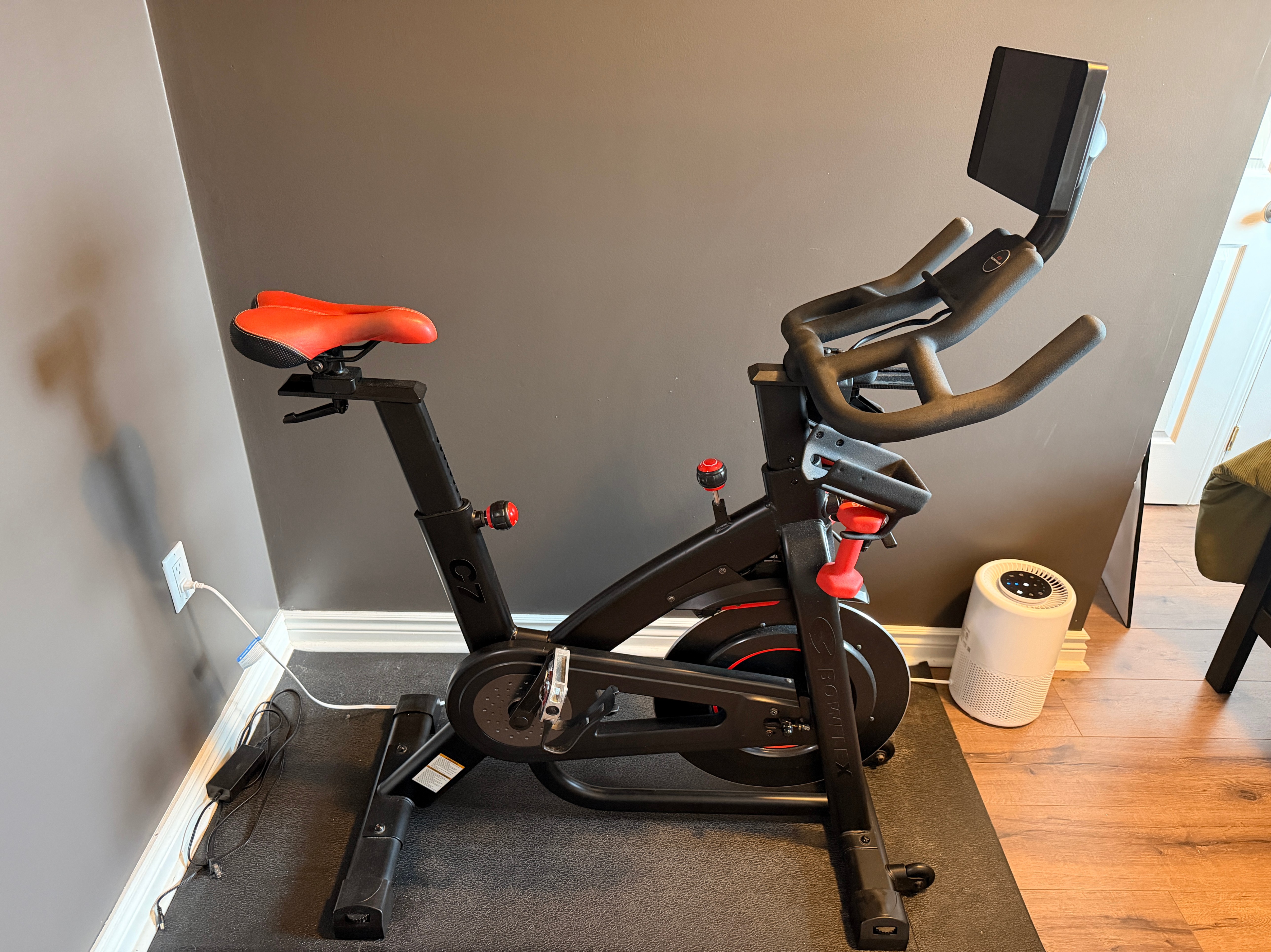 Bowflex C7 Spin Bike with JRNY Screen (Matt Included)