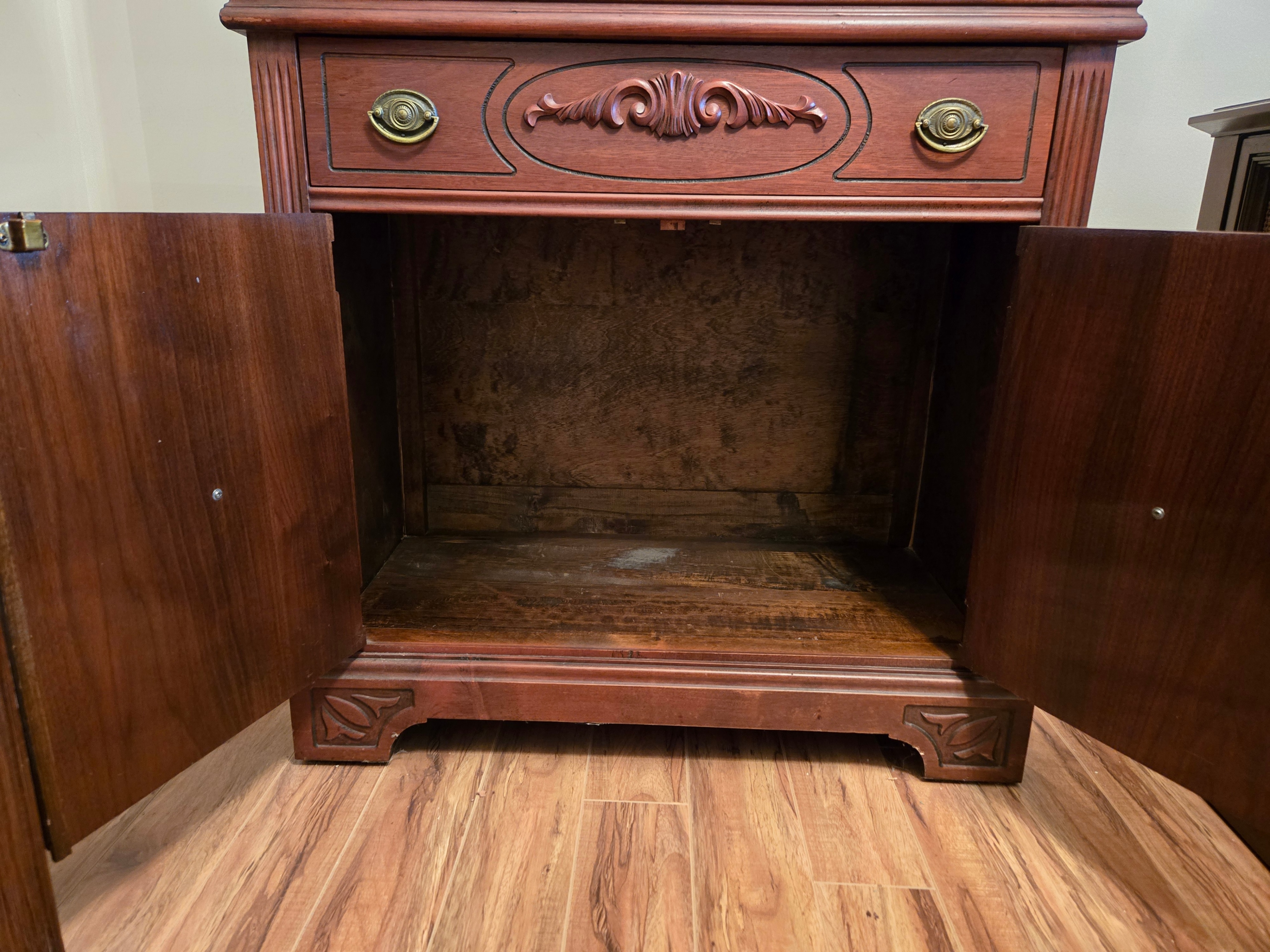 1920s Krug Bros. Federal Revival China Cabinet & Buffet - photo 4