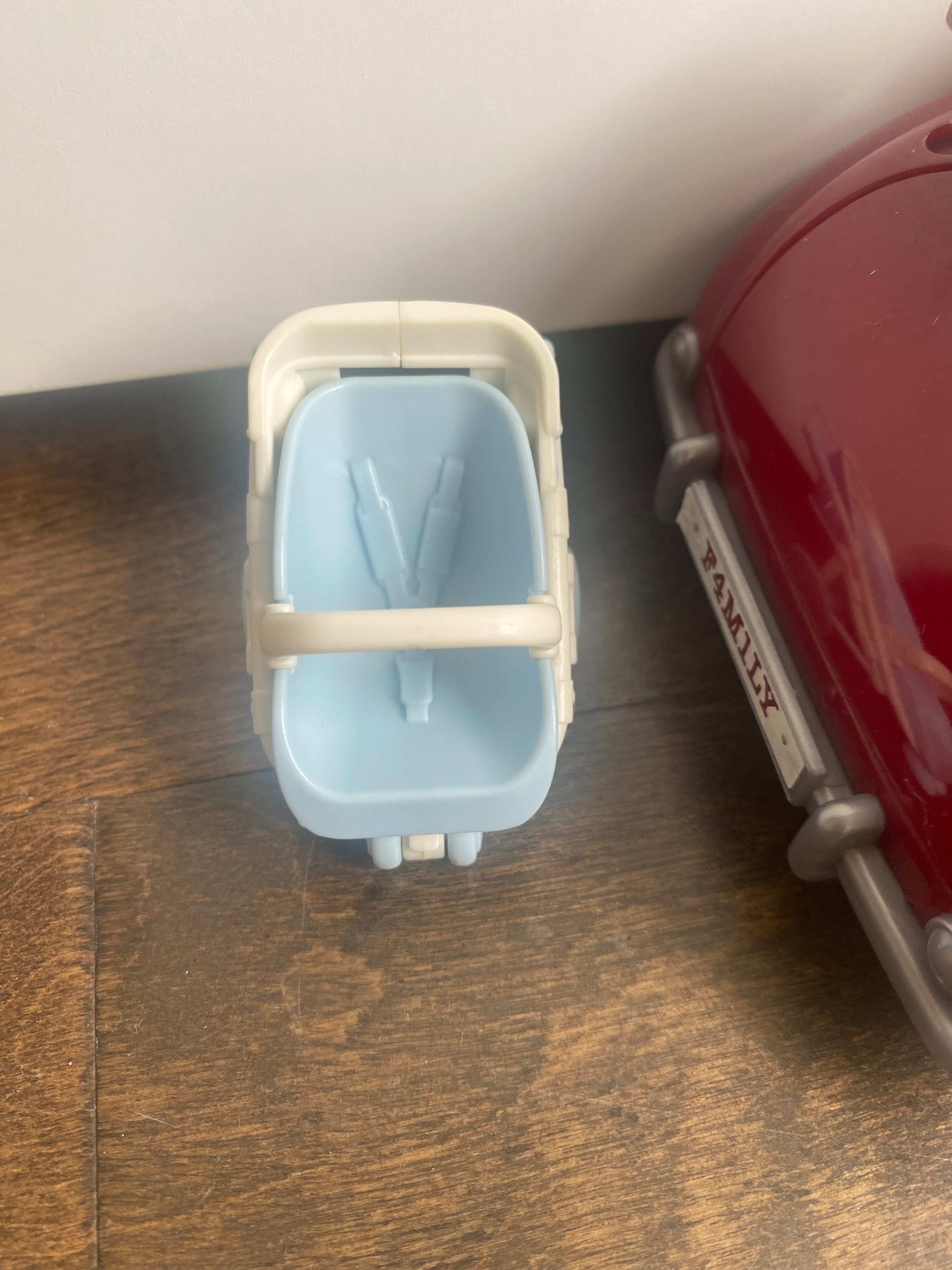 Calico Critters Family Cruising Car - photo 4