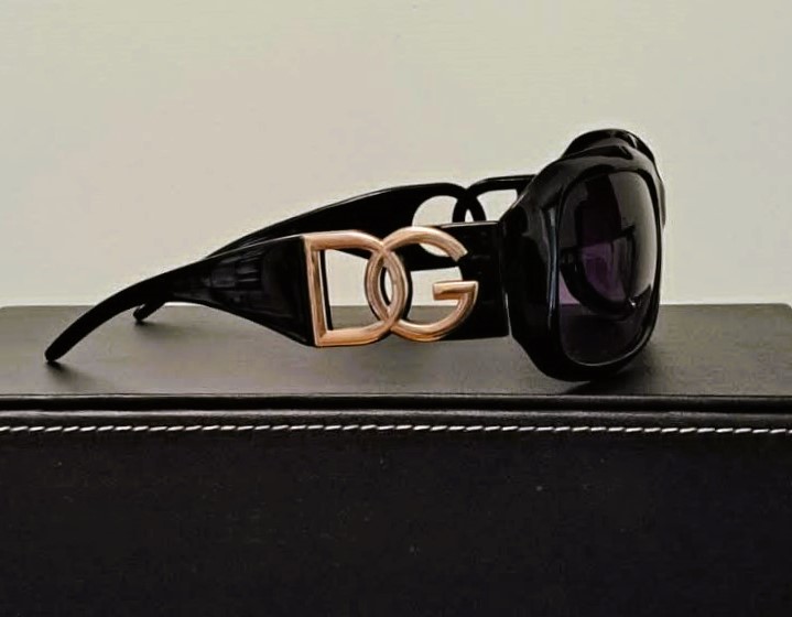Oversized Black Sunglasses Large Interlocking DG Emblem Y2K Glam - photo 3