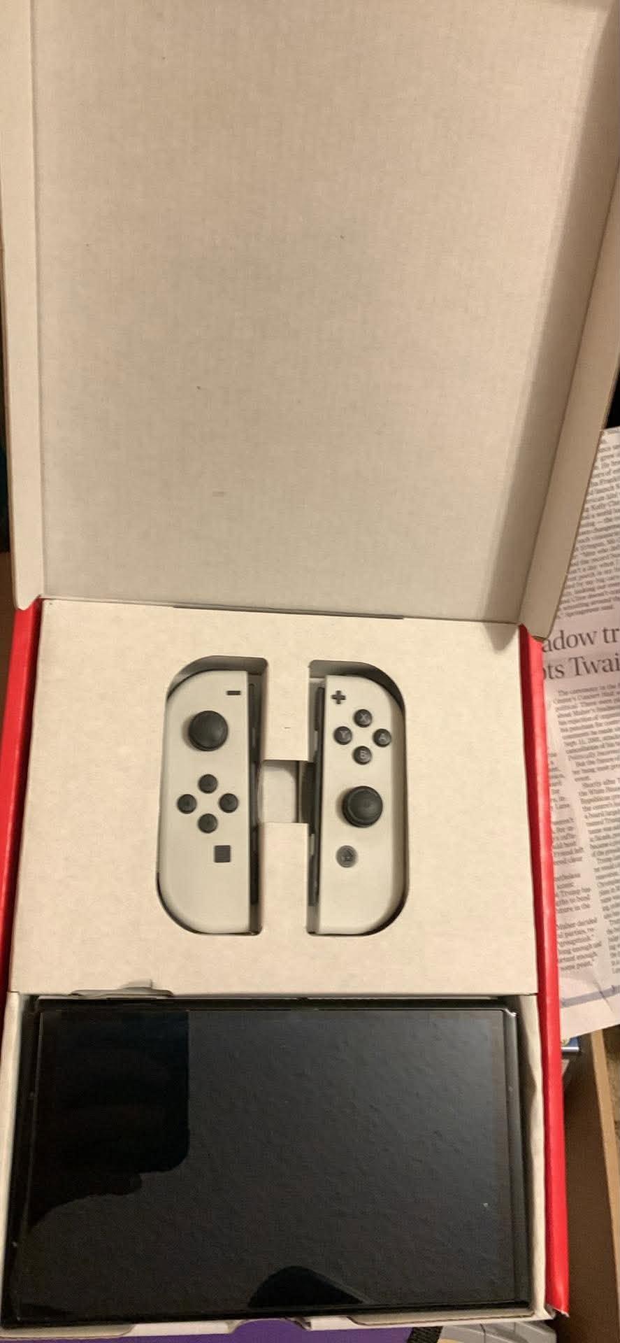 Nintendo Switch OLED Model White Console - photo 2