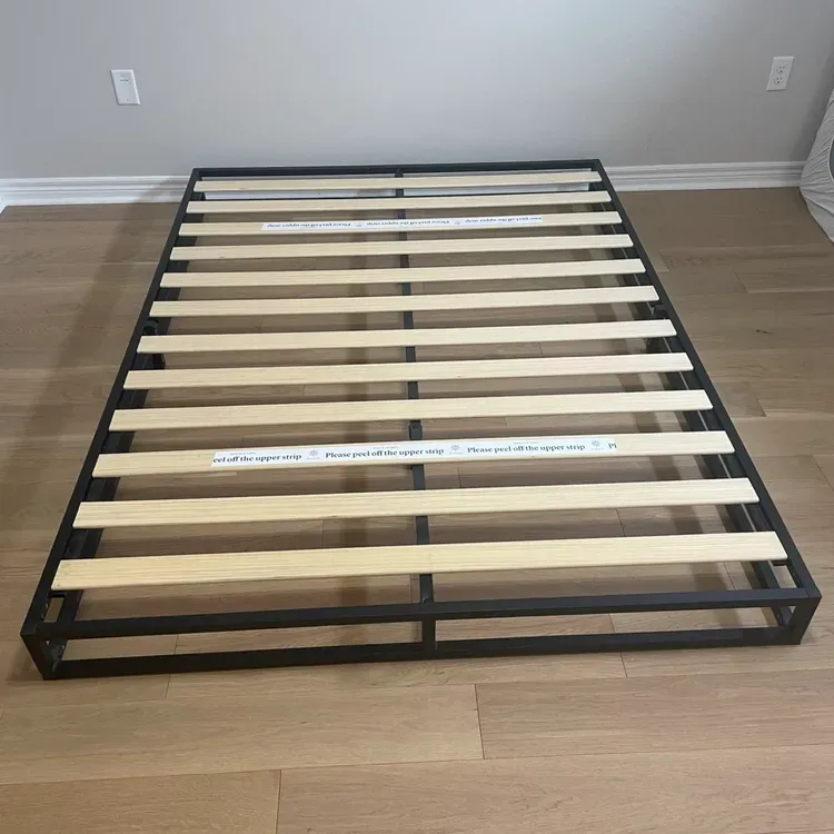 ZINUS Low Profile Metal Platforma Bed Frame