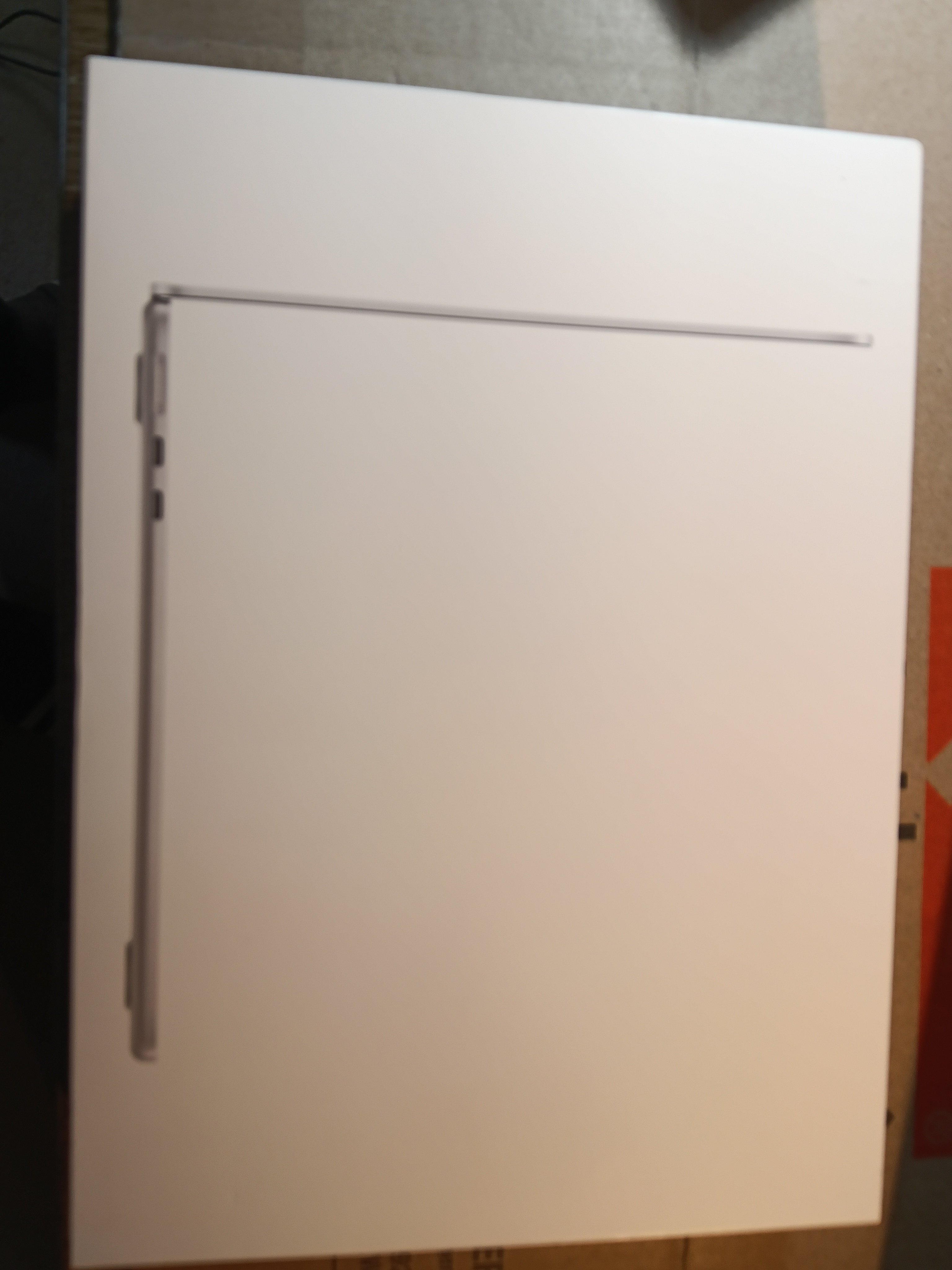 MAC BOOK M4 2025 OPEN BOX