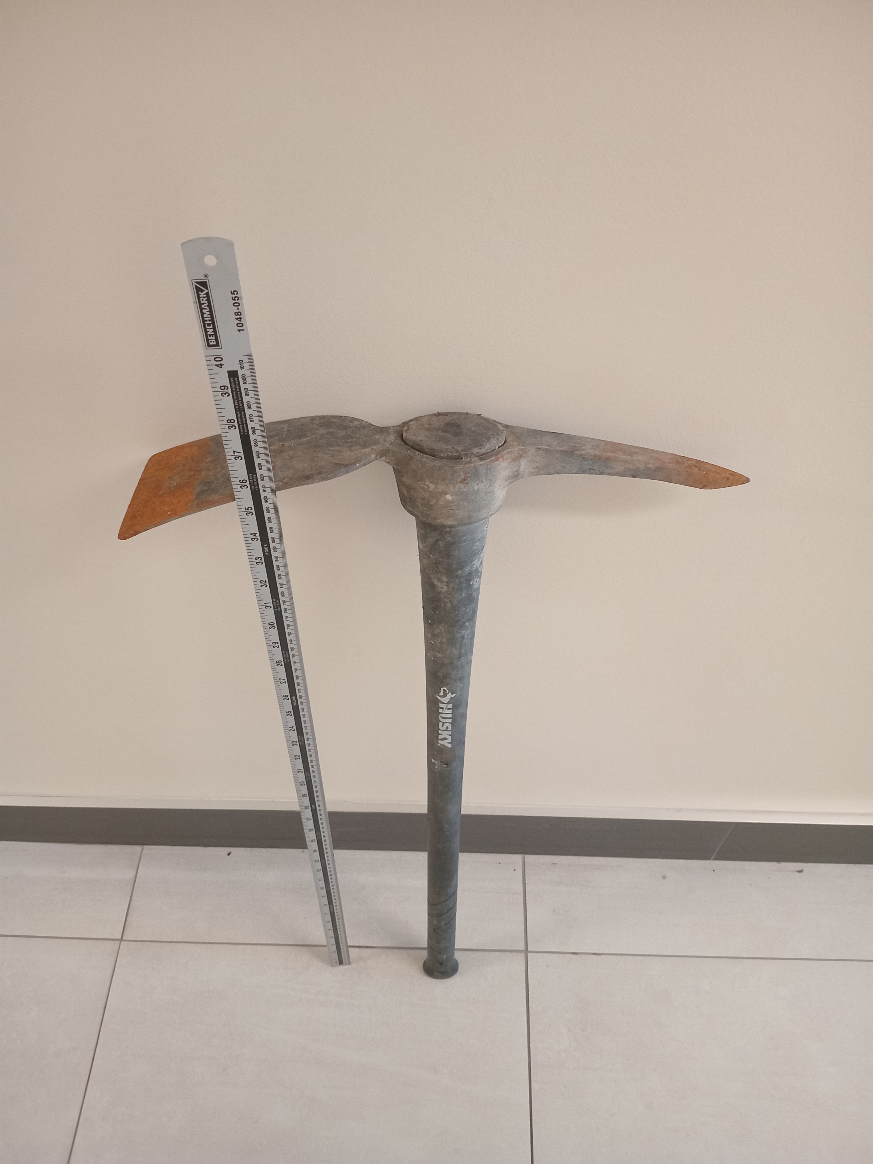 Husky Pickaxe - photo 2
