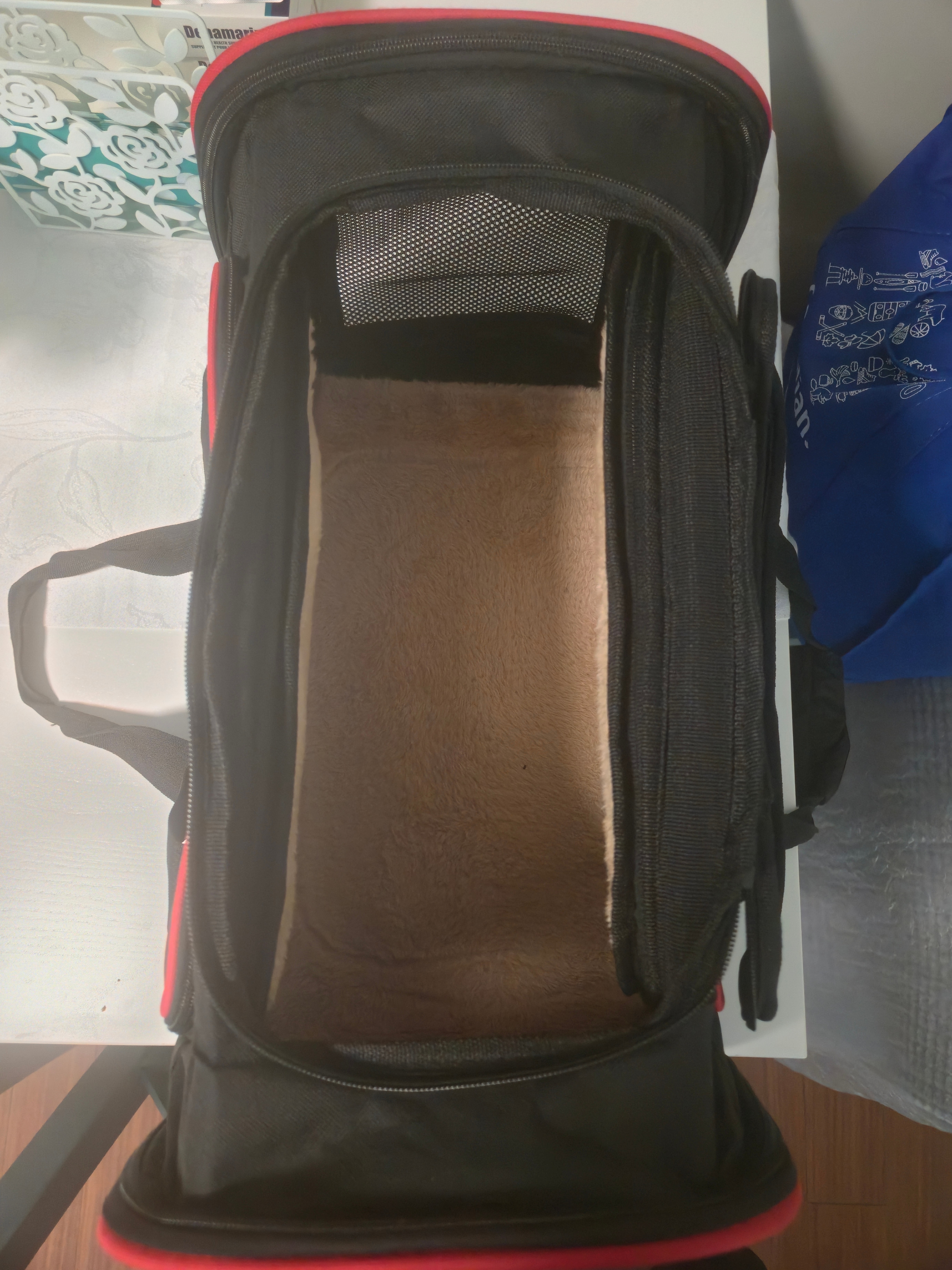 Expandable Pet Carrier - photo 3