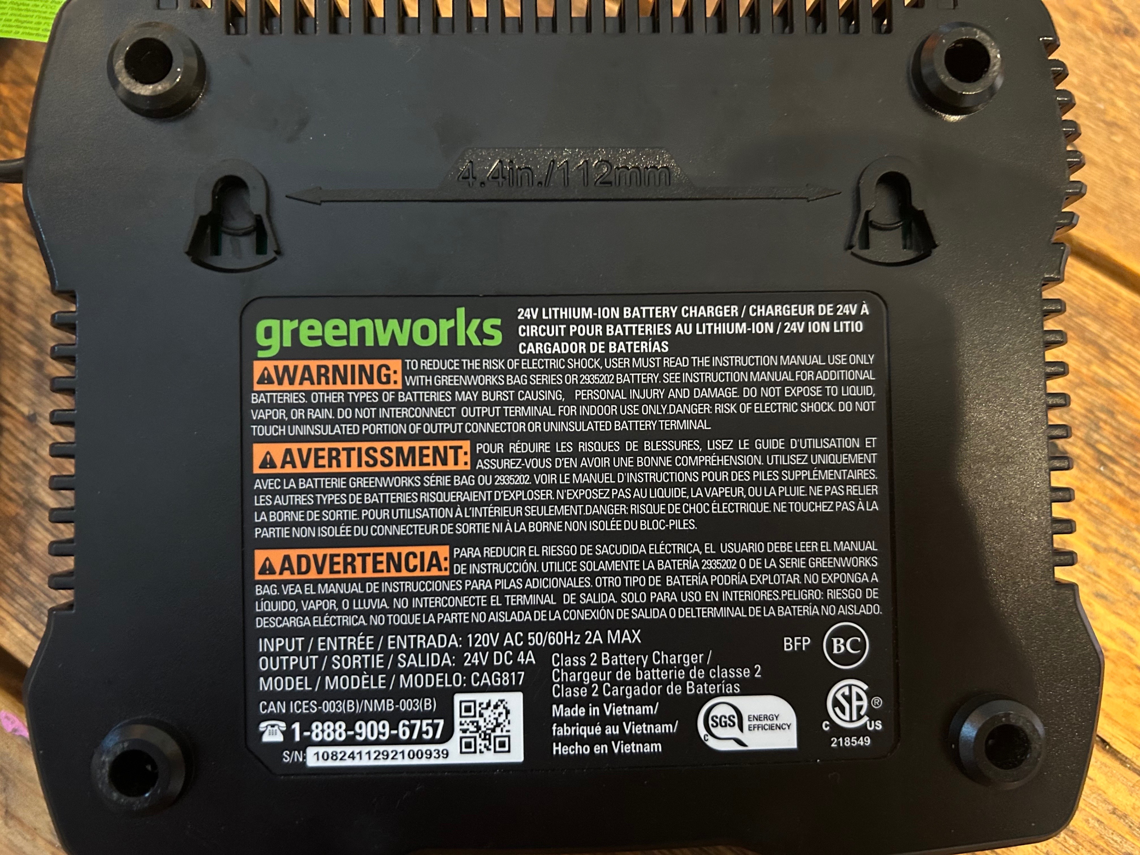 Greenworks 24V Dual Port Battery Charger - photo 2