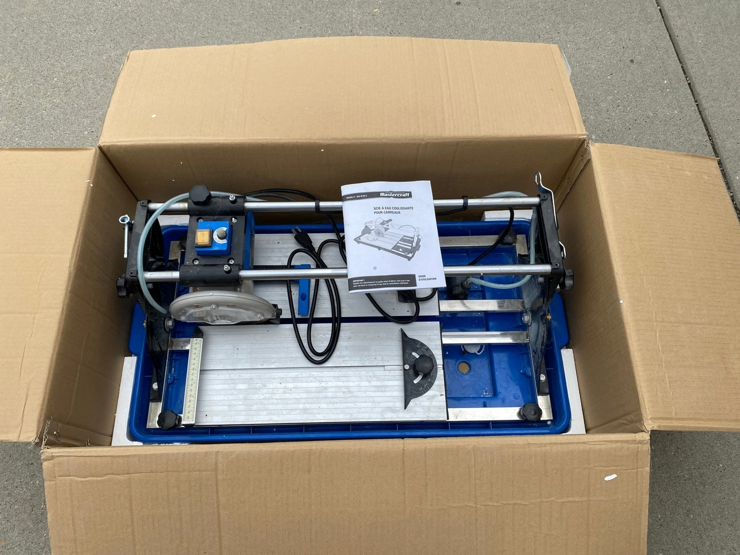 Mastercraft Sliding Wet Tile Saw 7" (17.8 cm) 10A - photo 4