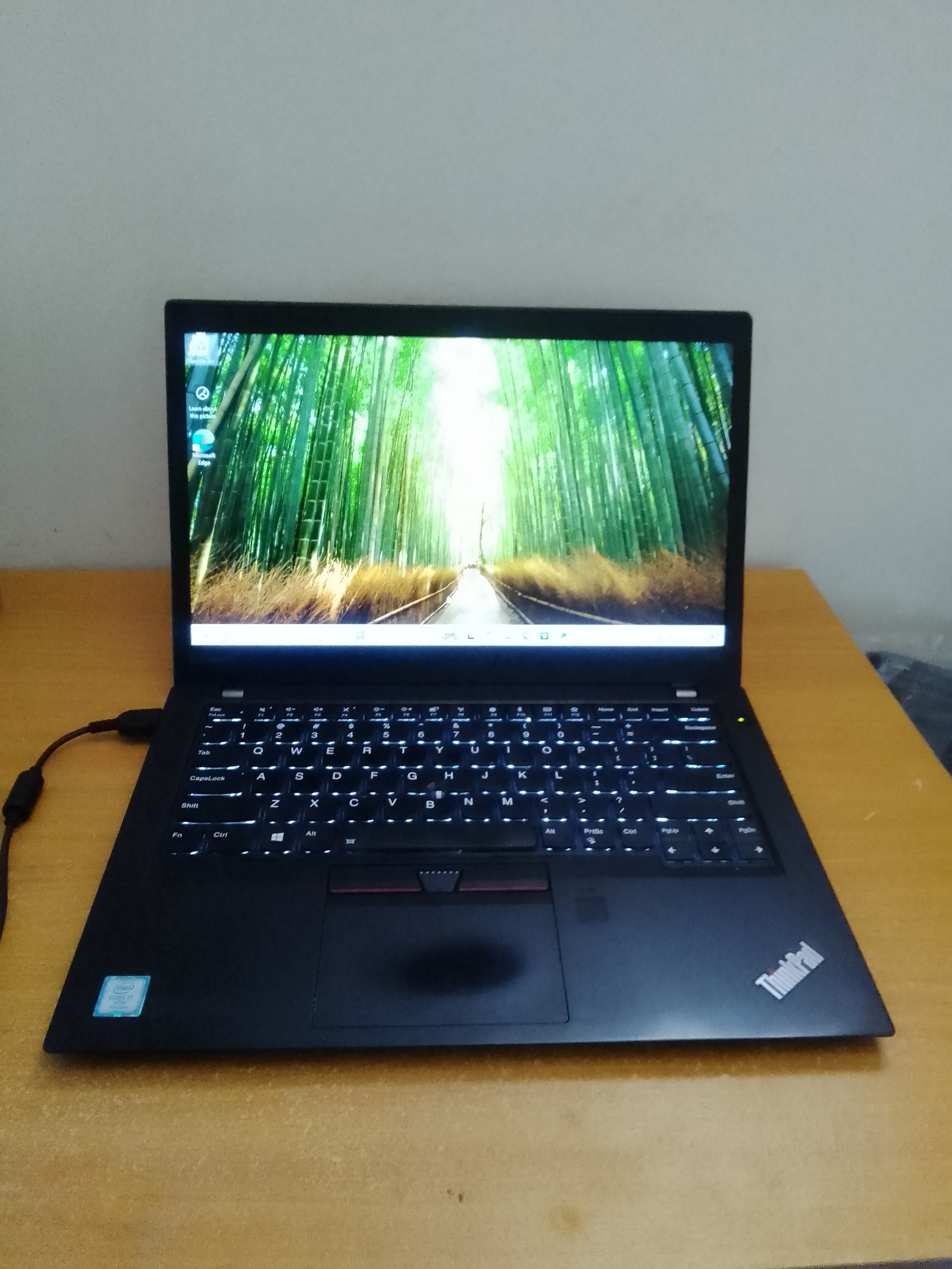 Lenovo ThinkPad T470s – Intel Core i7 | 12GB RAM | 256GB SSD