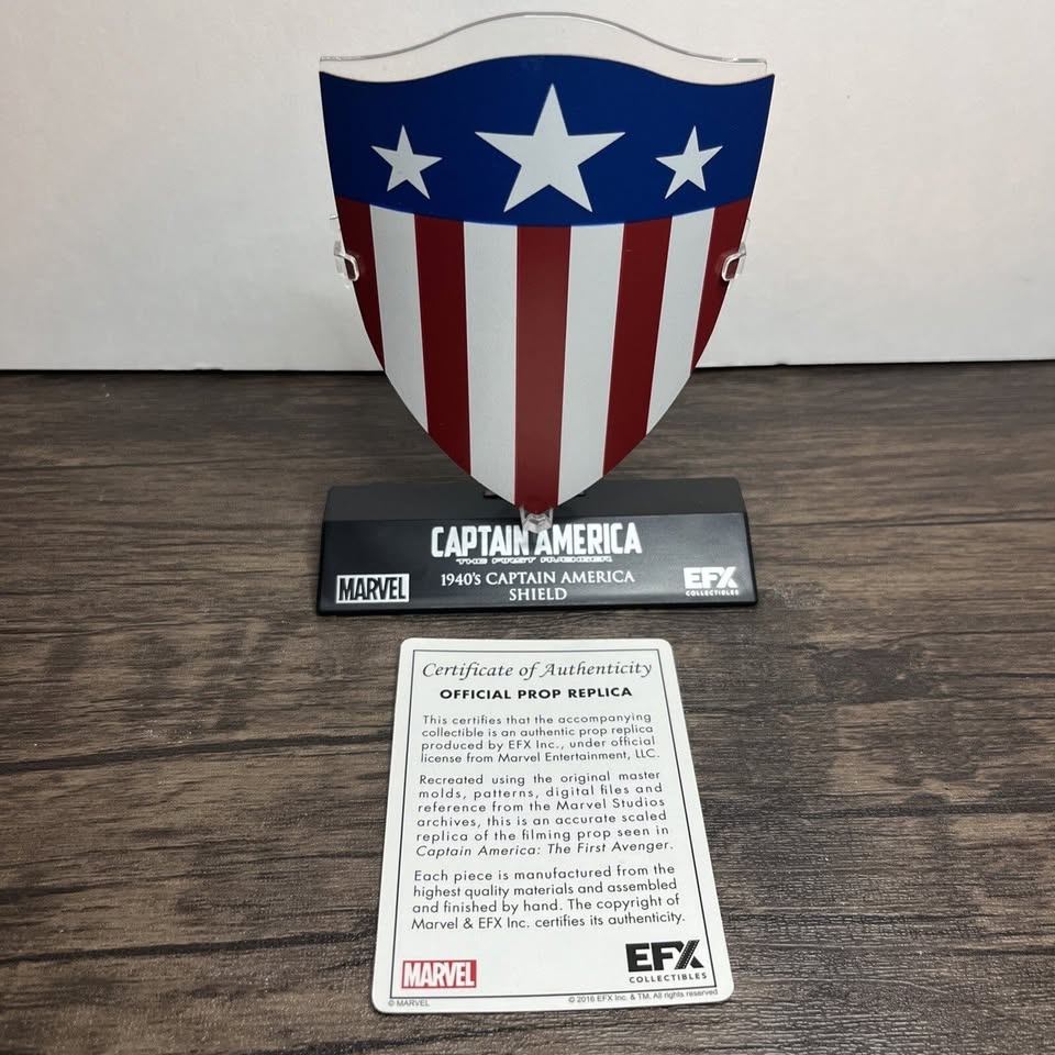 Marvel EFX Captain America 1940’s Shield The First Avenger 1:6 - photo 3