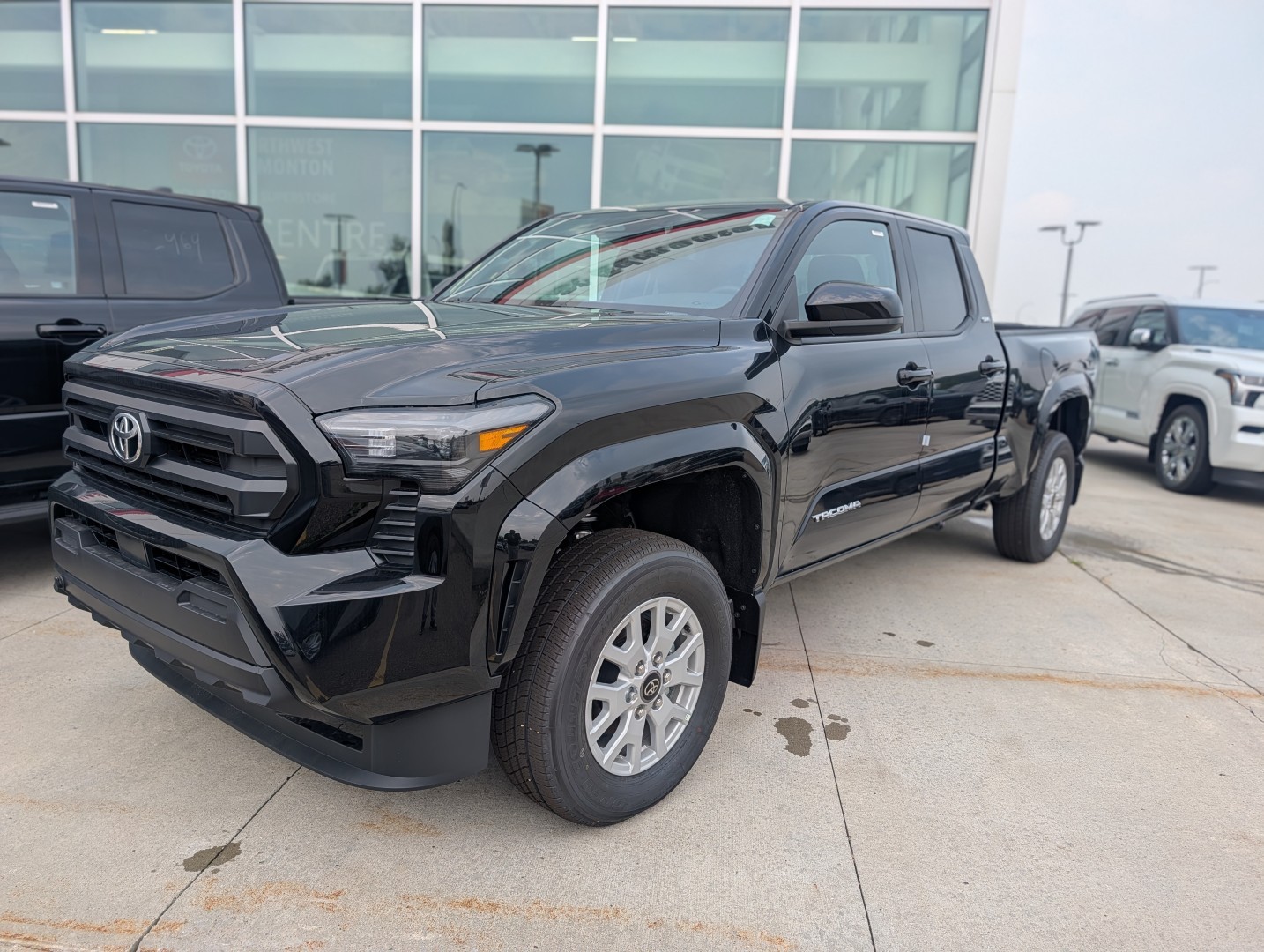 2026 Toyota Tacoma - photo 2