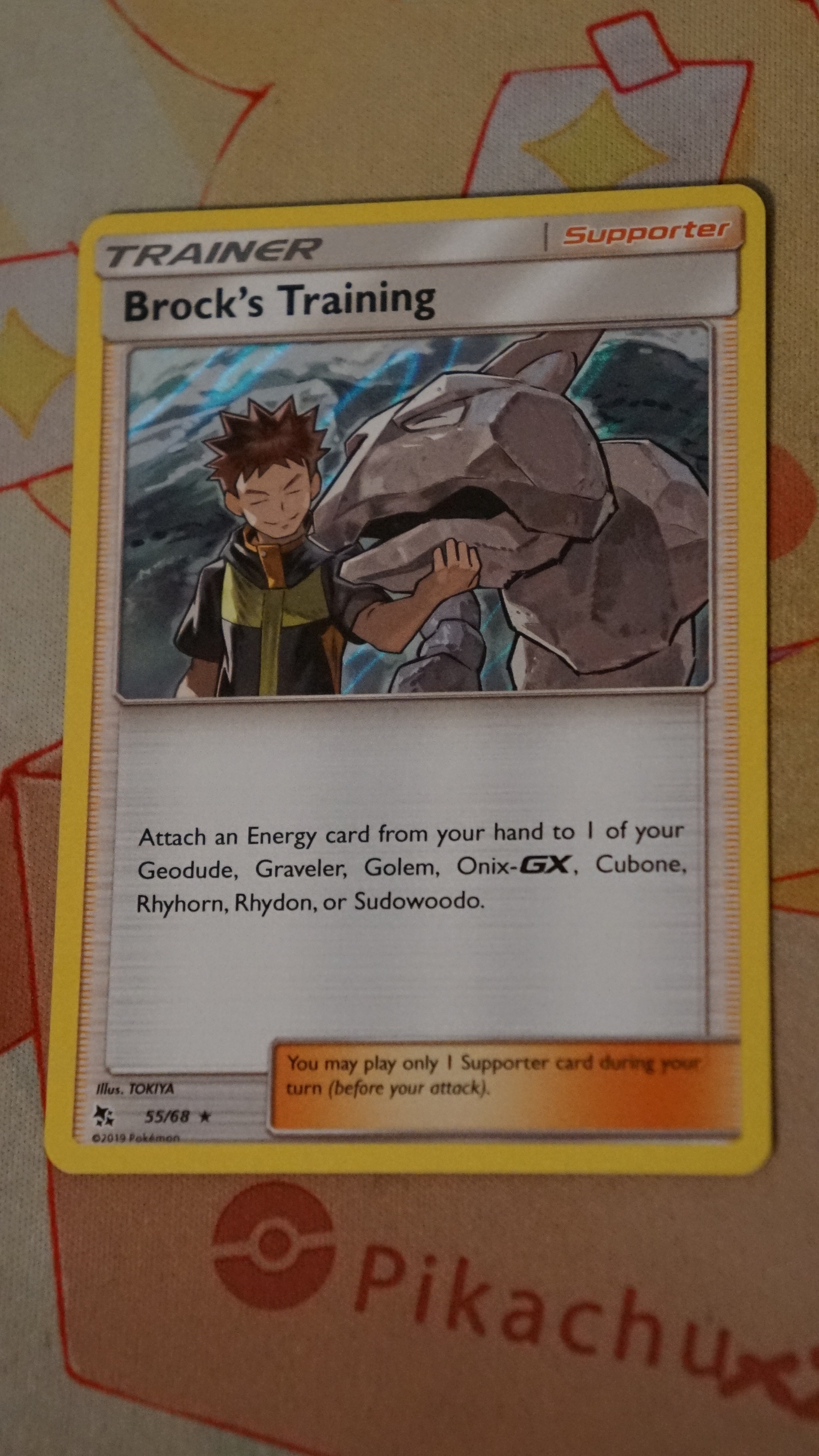 Pokemon Brock's Training 55/68 Hidden Fates Holo NM - photo 3