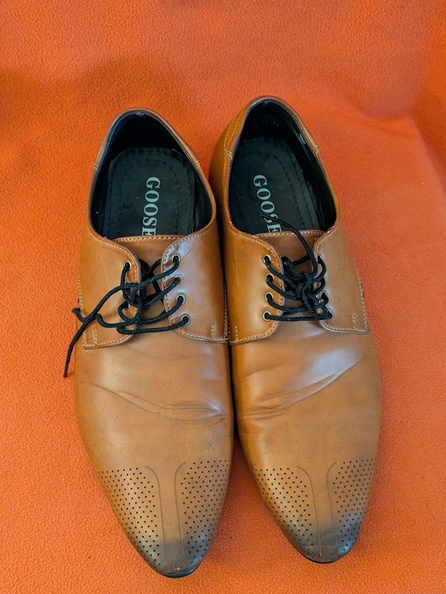 Mens brown shoes with black laces - size 10 - photo 5