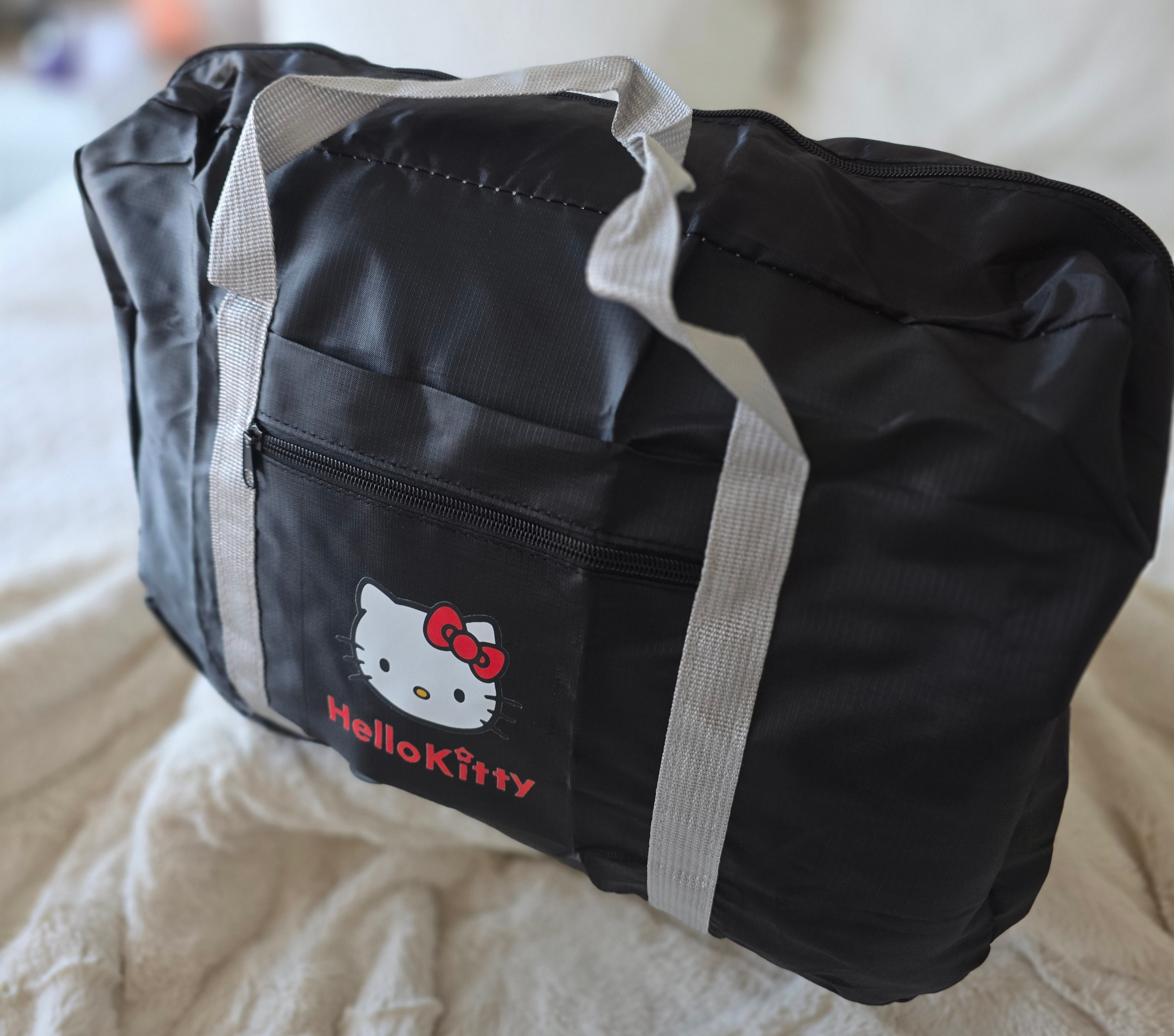 "Hello Kitty" Black Clothing/Travel/Foldable Bag-BRAND NEW