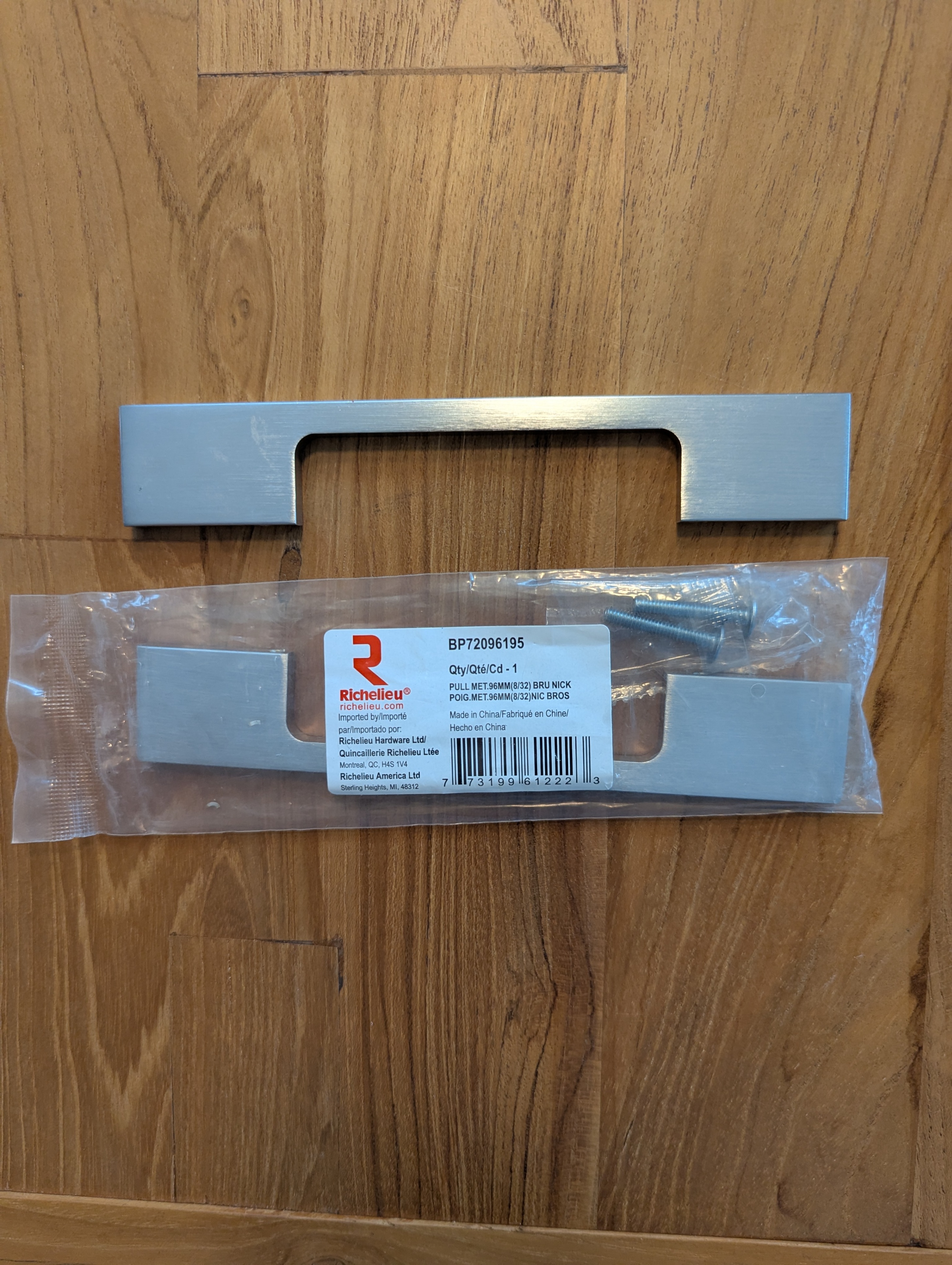 Modern aluminum cabinet or drawer pulls, set of 55