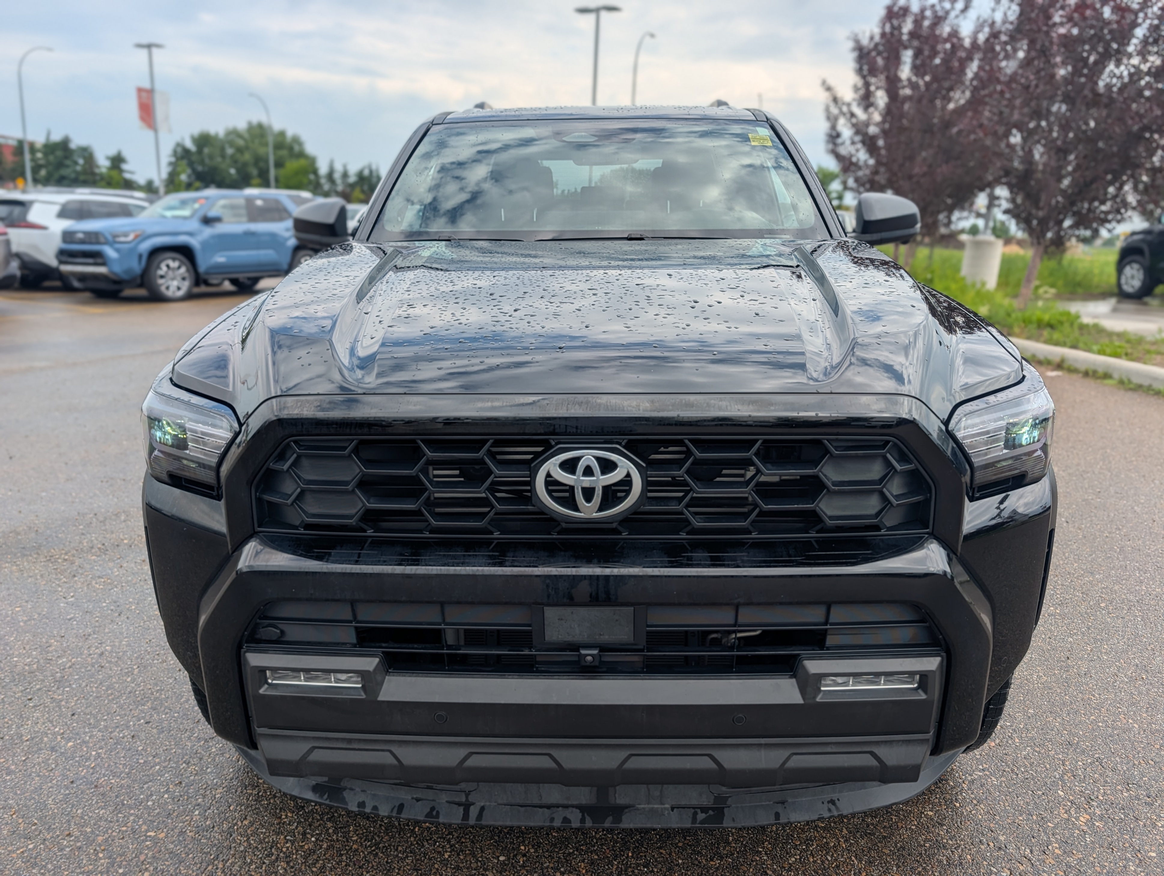 2025 Toyota 4Runner - photo 2