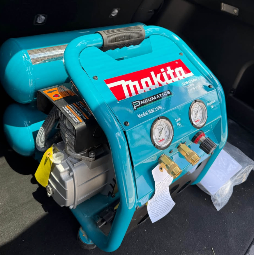 Makita MAC2400 Big Bore 2.5 HP Air Compressor - photo 3