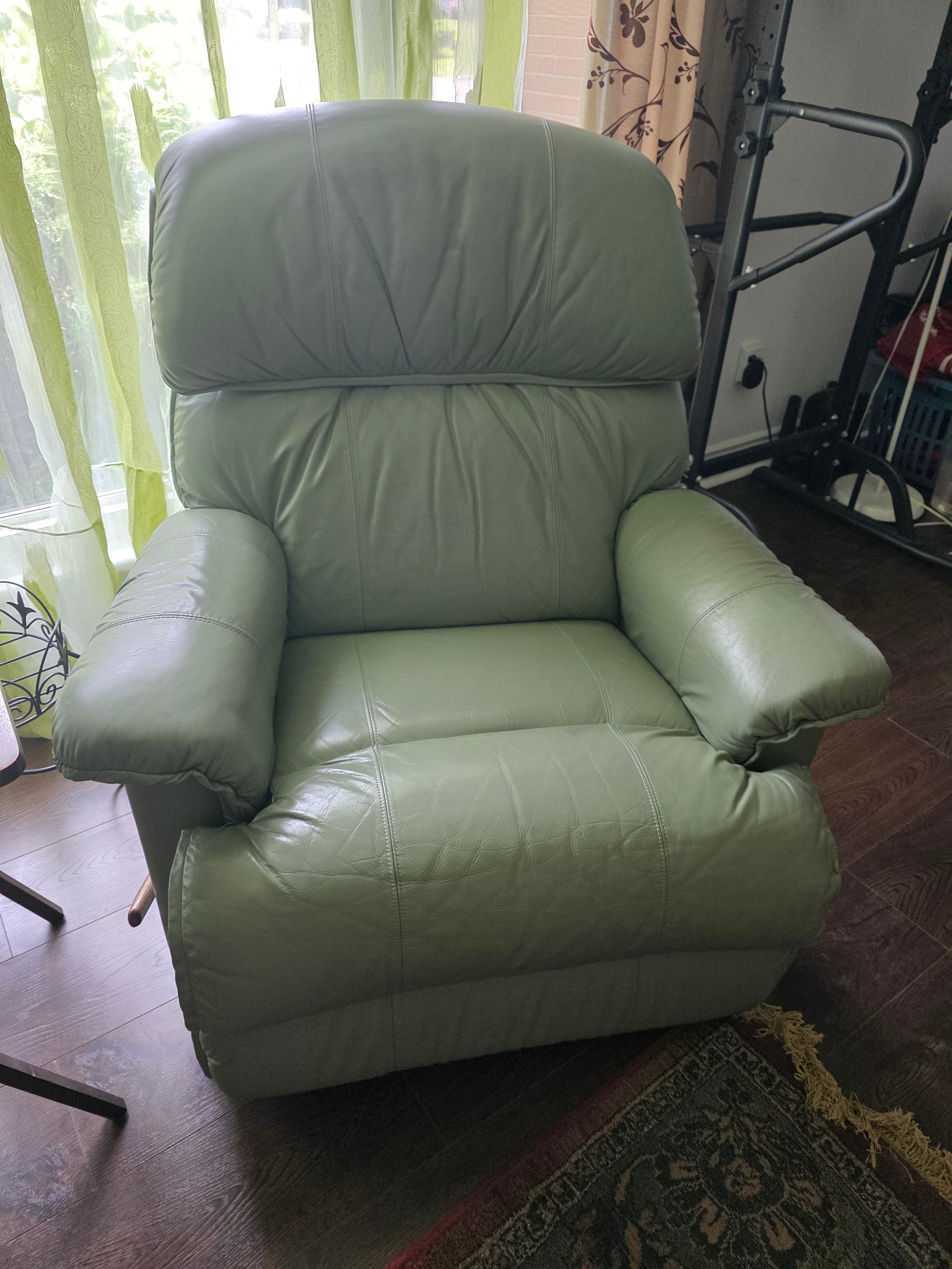 Leather Reclining Chairs - photo 2