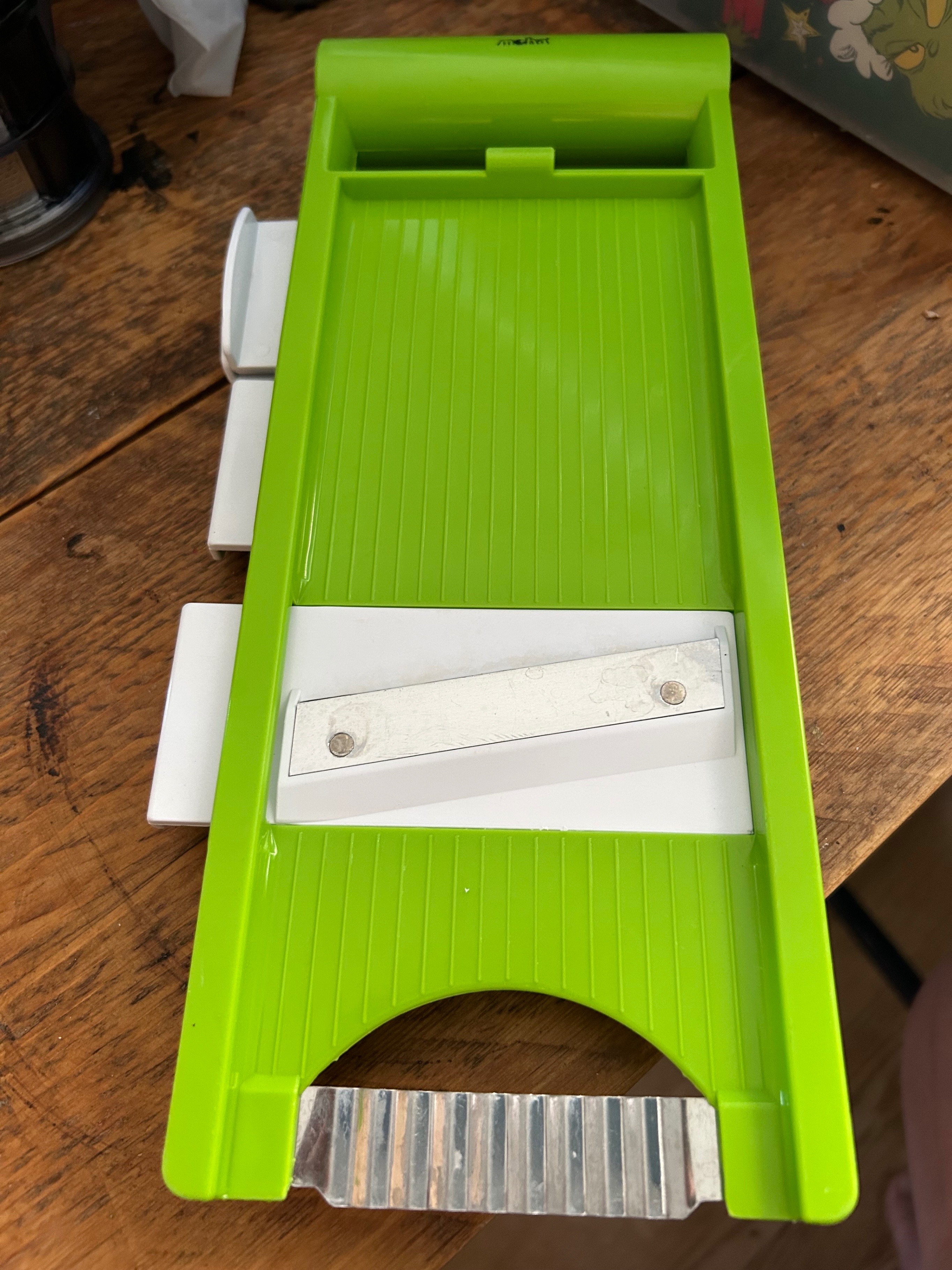 Mandoline Slicer - Green, 3 interchangeable blades