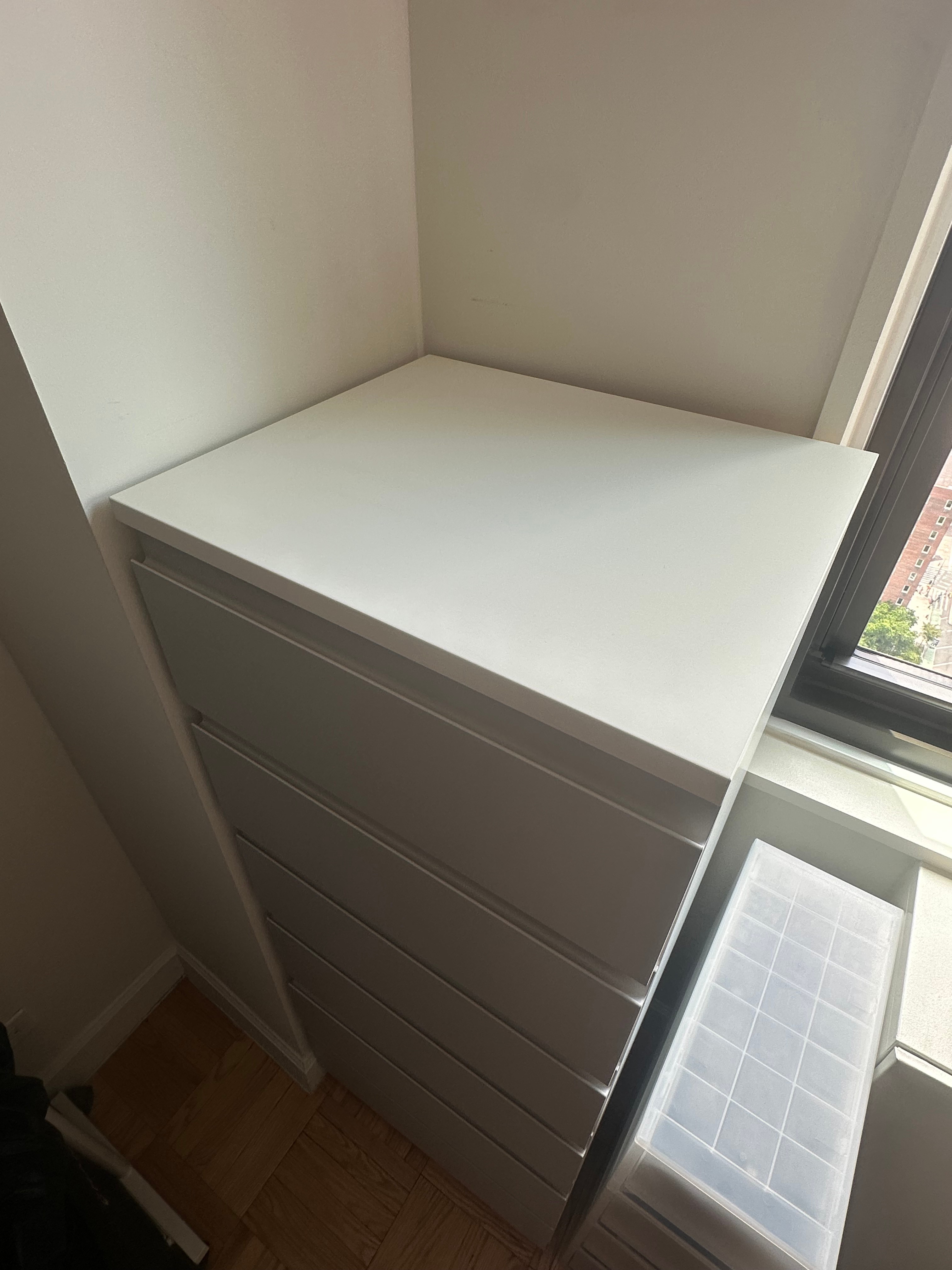 Tall dresser (6 drawers) - photo 2
