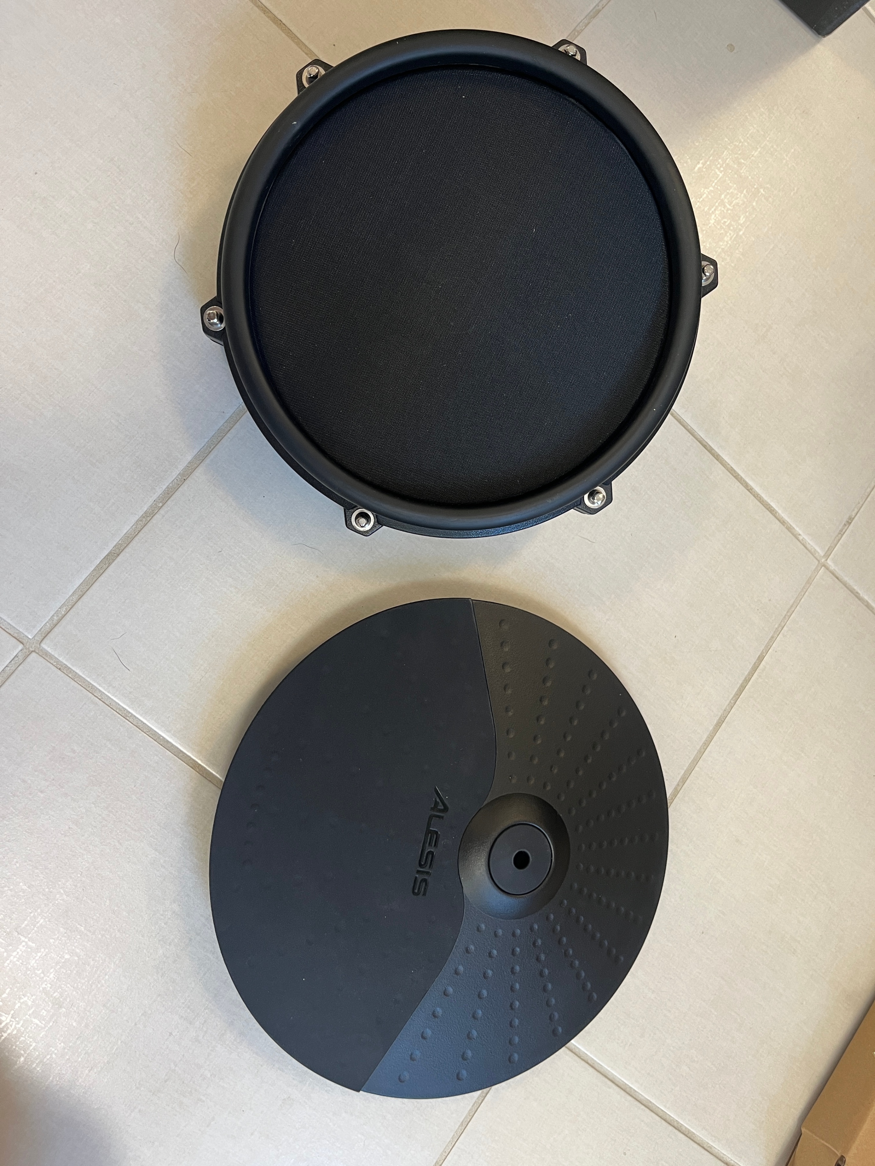 Alesis Nitro Mesh Electronic Drum Kit + Expansion Pack - photo 2